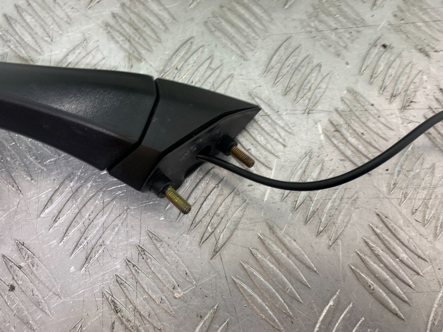 TRIUMPH 1050 SPRINT ST LEFT MIRROR  2003-2011 (CMB1285)