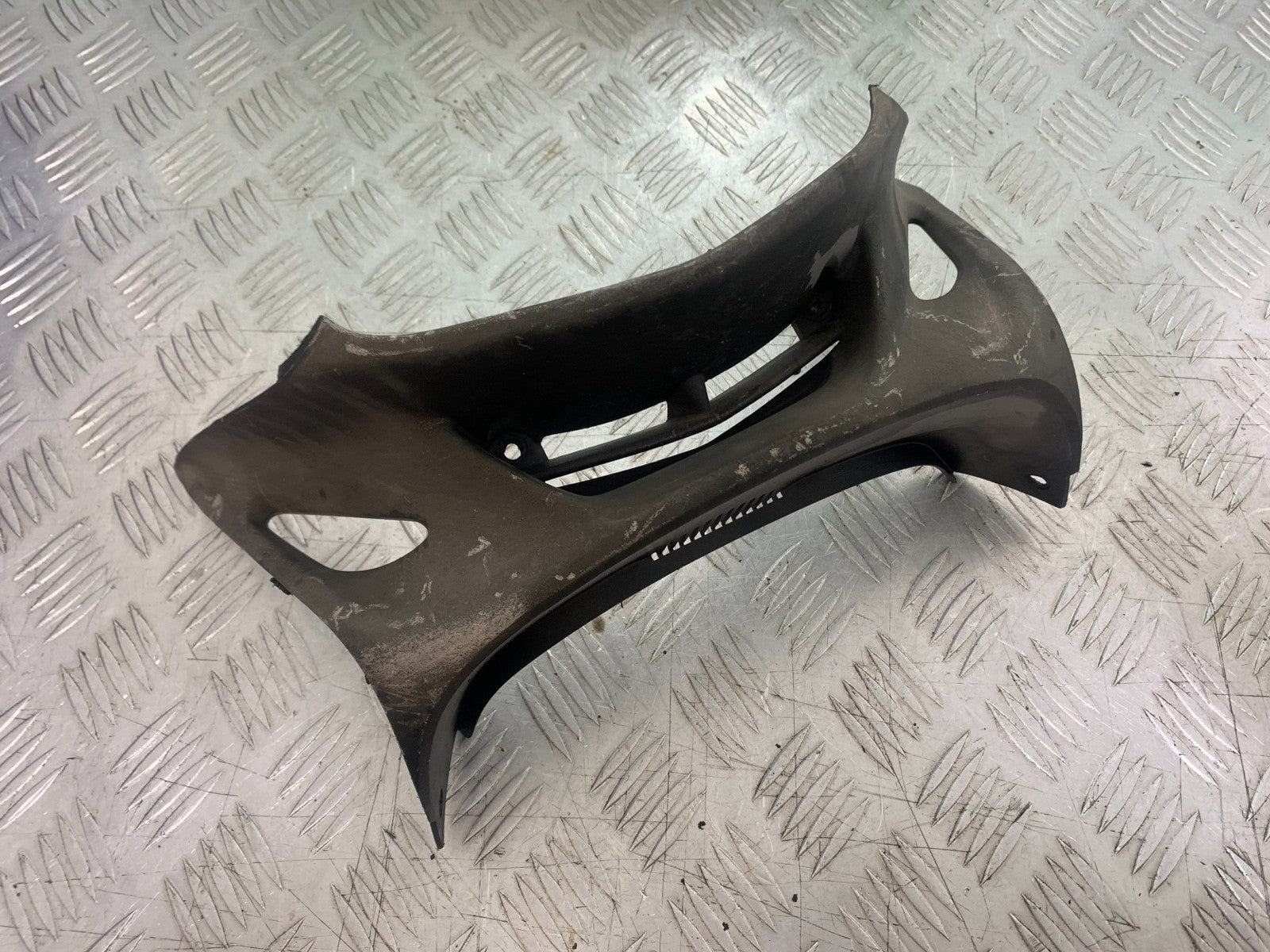 HONDA NT 700 V DEAUVILLE LOWER TOP FAIRING INFILL   YEAR 2006-2011 (CMB1211)