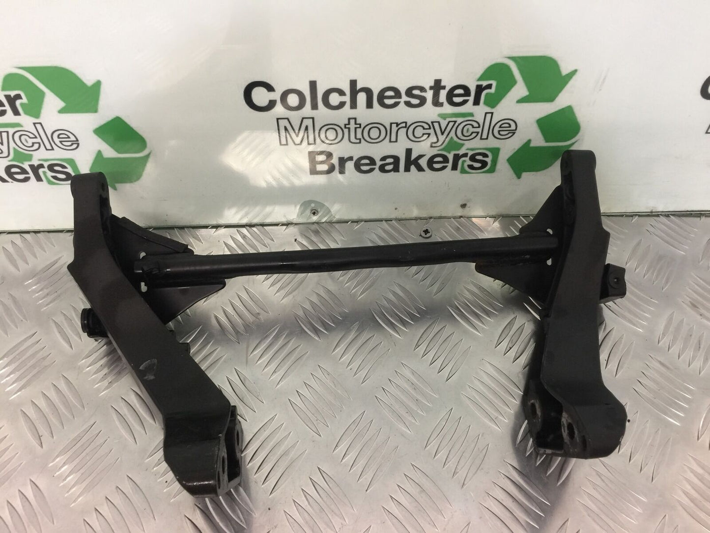 KAWASAKI Z800 Z 800 ENGINE BRACKETS   YEAR 2013-2017 (STOCK 925)