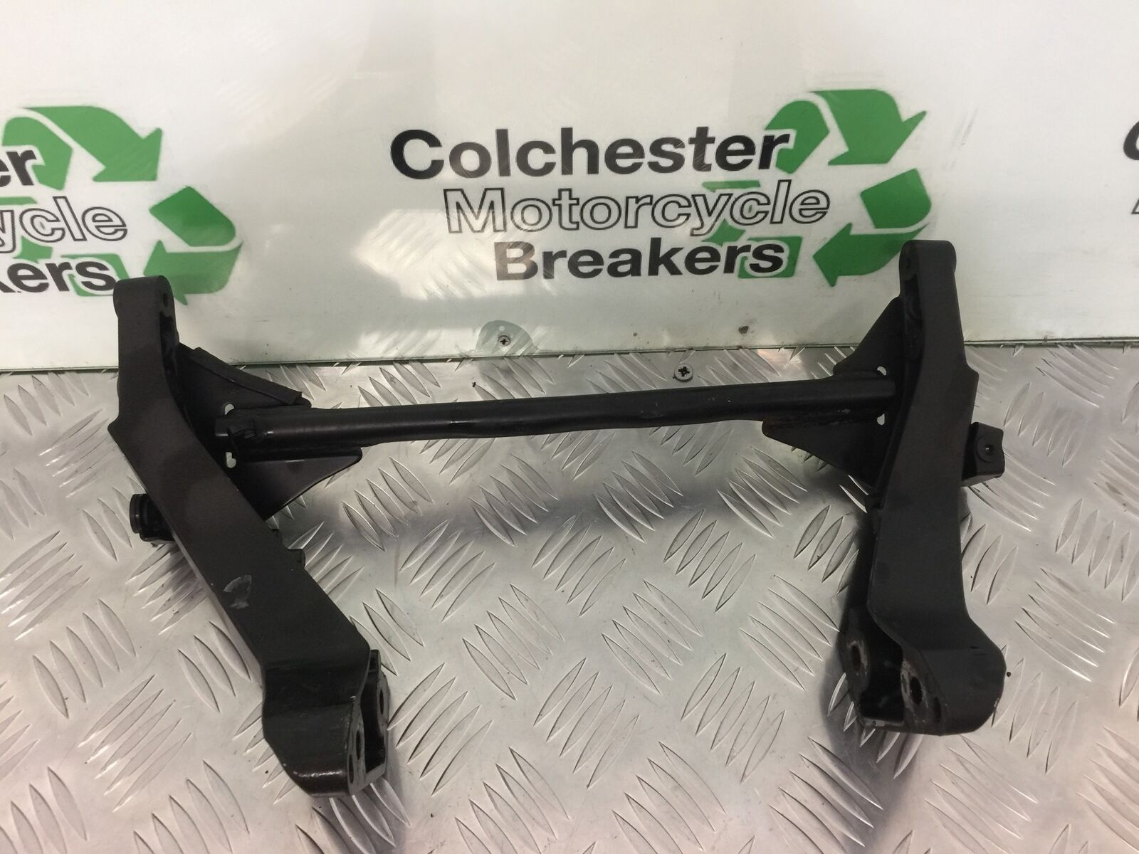 KAWASAKI Z800 Z 800 ENGINE BRACKETS   YEAR 2013-2017 (STOCK 925)