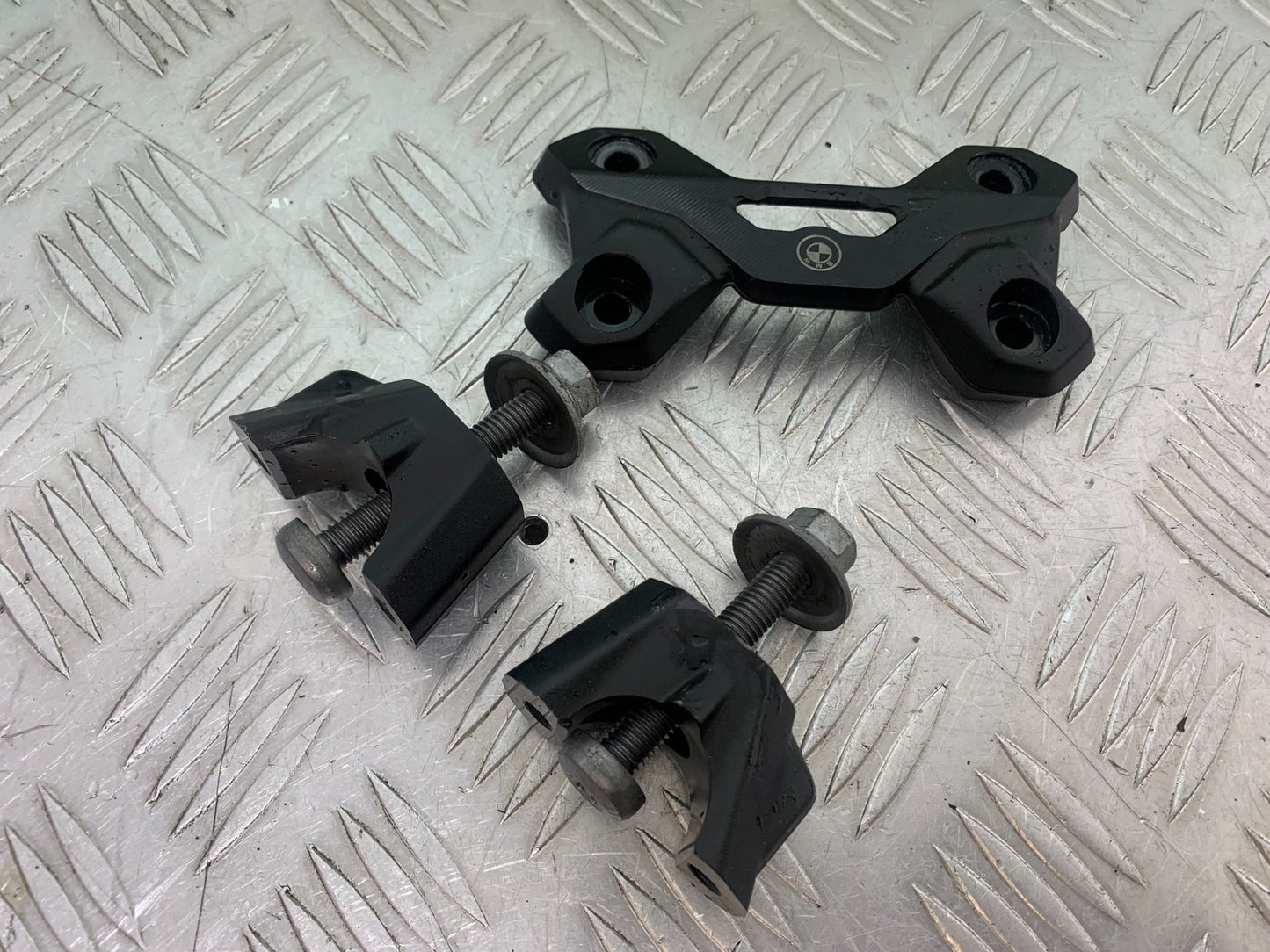 BMW M1000 R HANDLEBAR RISERS YEAR 2023-2024 (CMB1140)