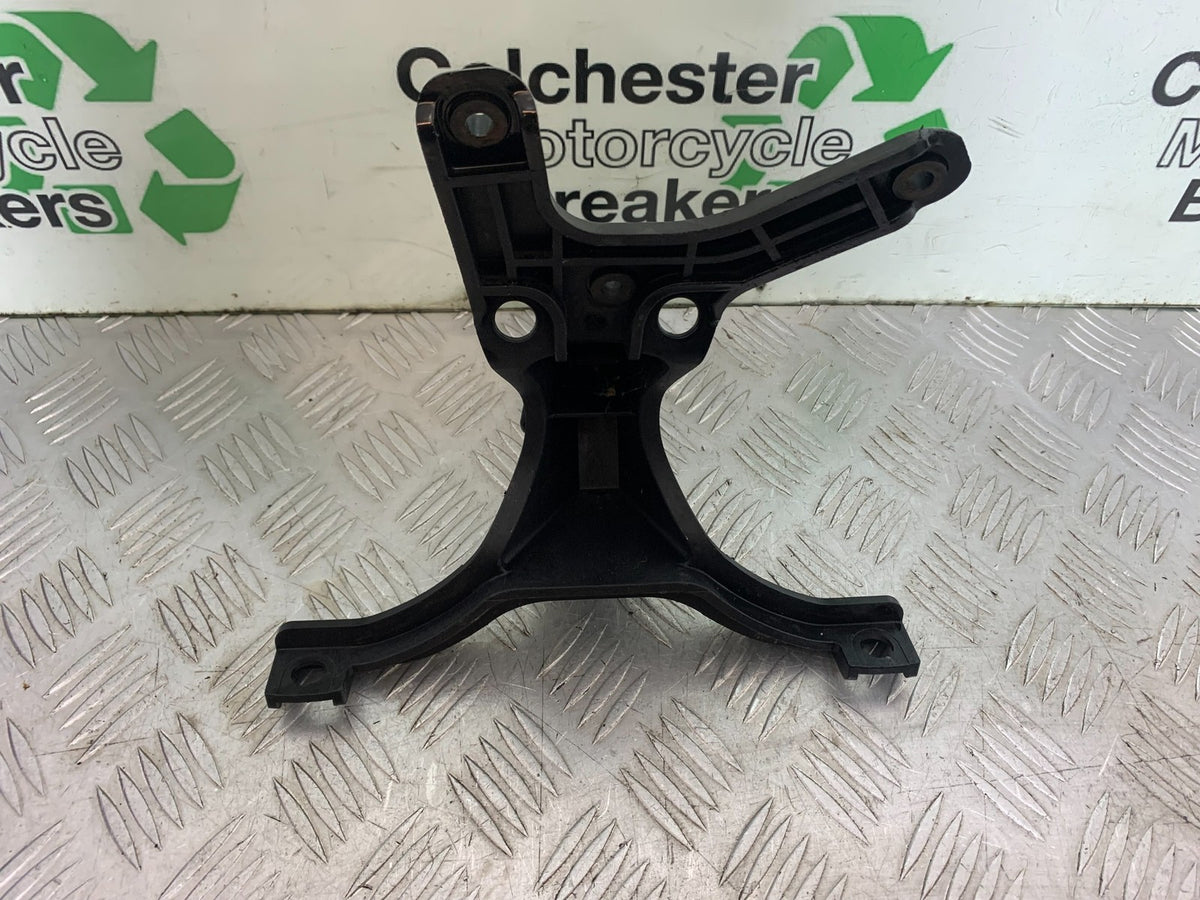 SUZUKI GSXR600 GSXR 600 SRAD FAIRING BRACKET   YEAR 1997-2000 (CMB1276)