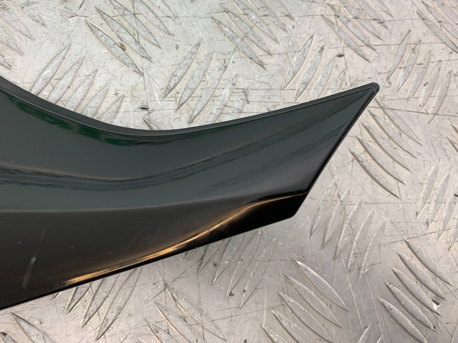 KAWASAKI ZX10R ZX10 R LEFT SEAT PANEL    2008-2010 (CMB1301)