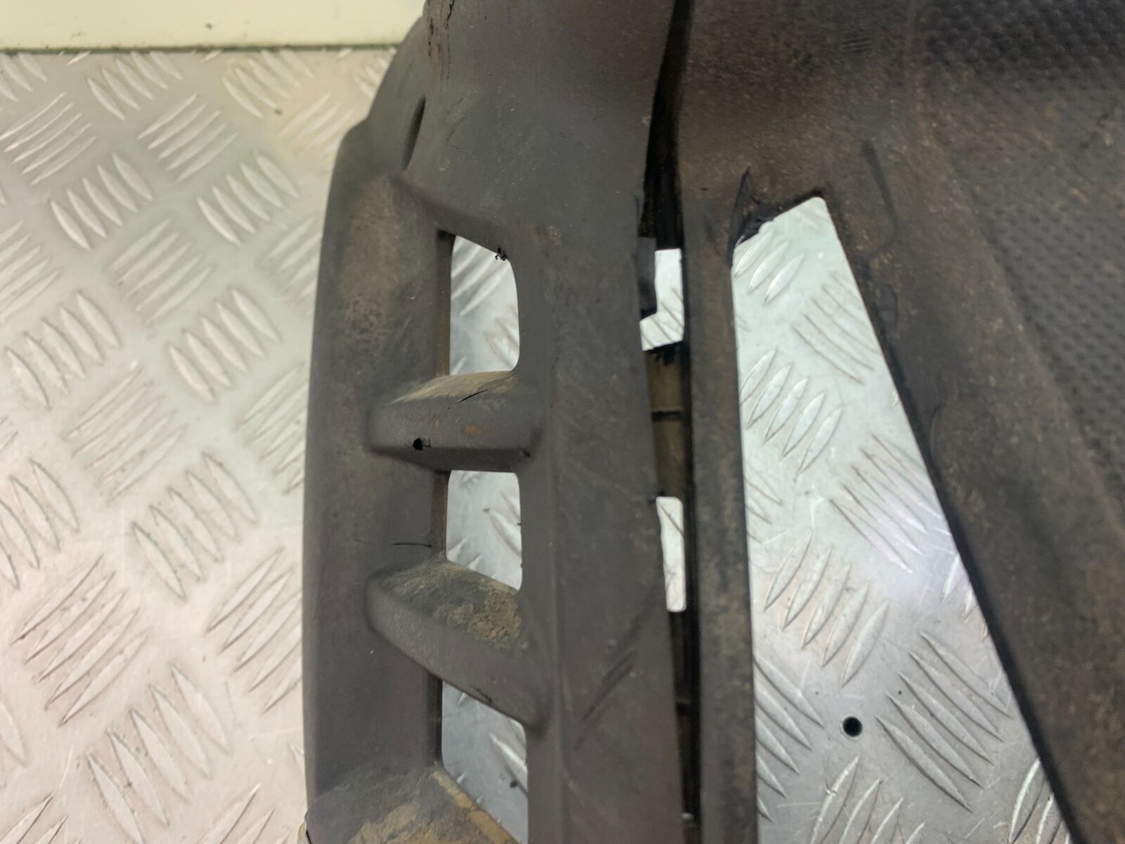 SUZUKI DL 650 V-STROM BELLY PAN  YEAR 2020 (CMB1117)