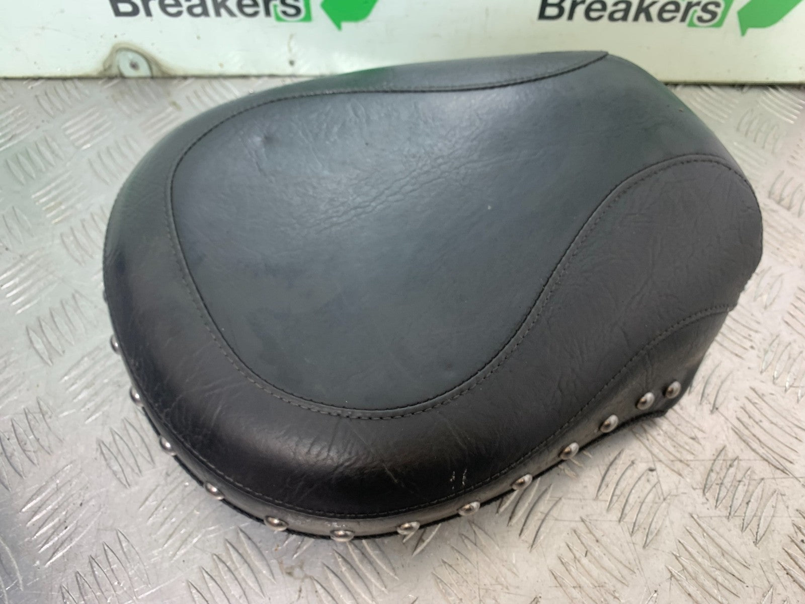 HONDA VT750 SHADOW REAR SEAT  YEAR 2003-2004 (CMB1265)
