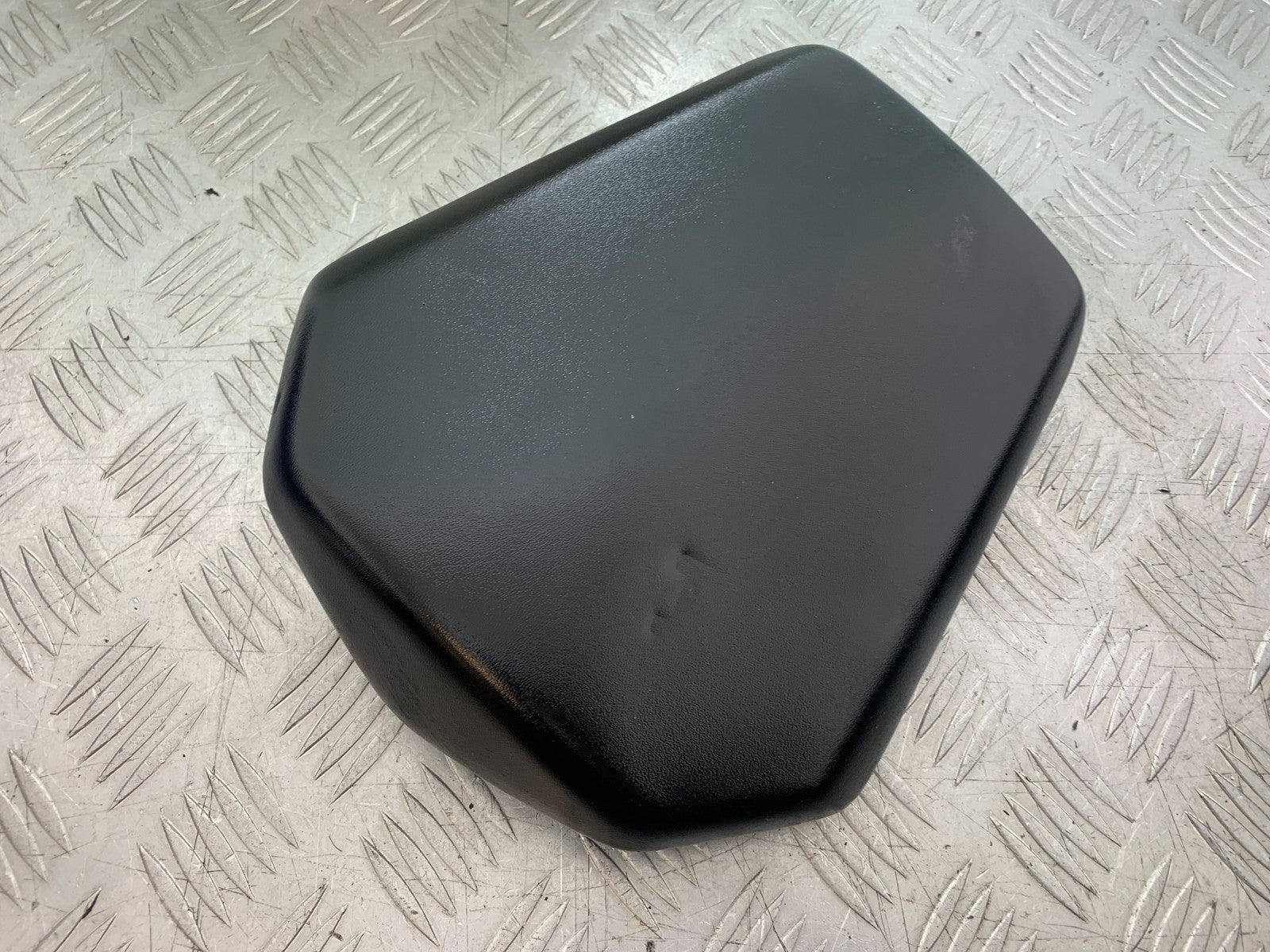 HONDA CBR1000 rr FIREBLADE REAR SEAT  2012-2016 (CMB1280)