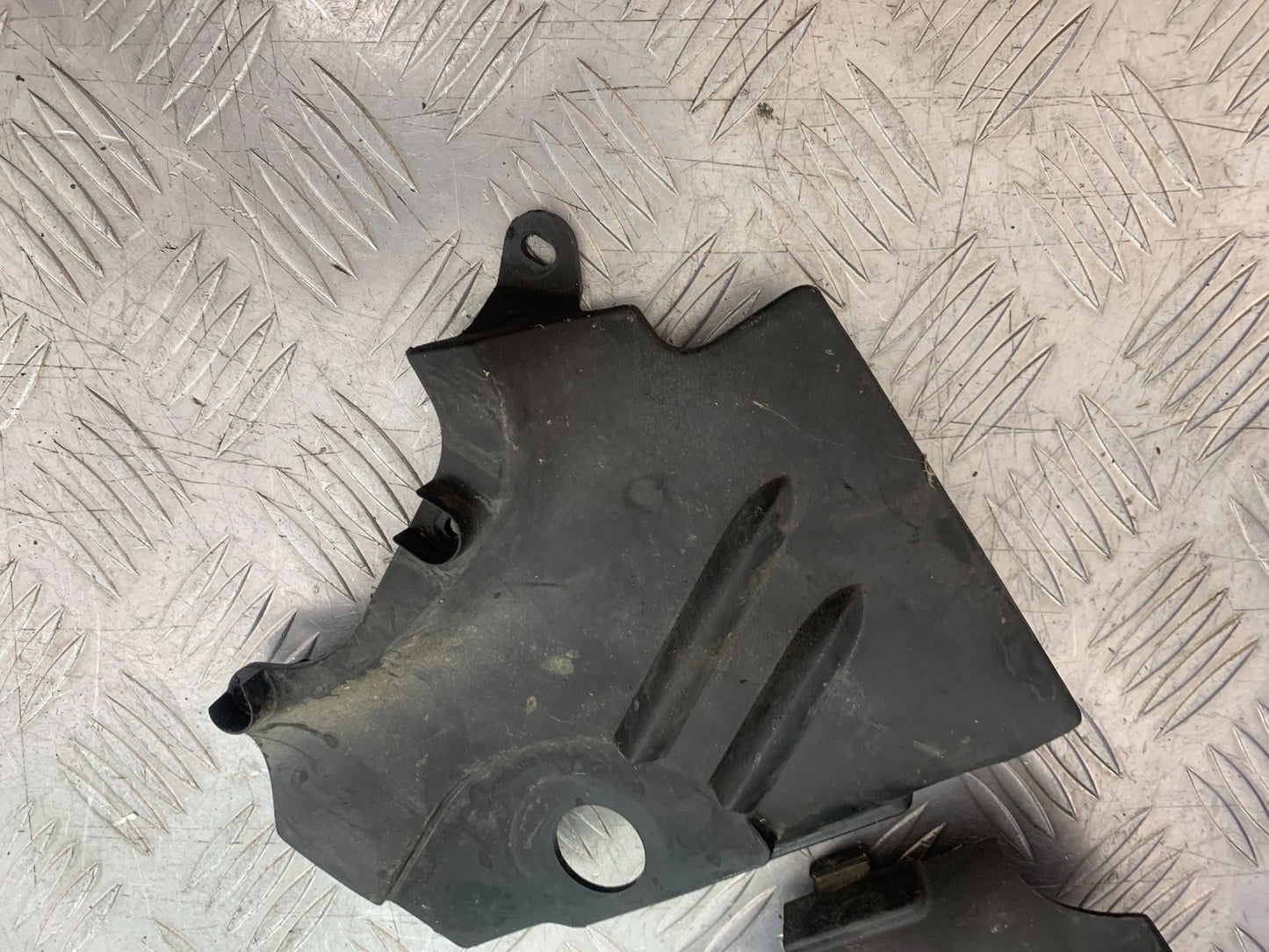 YAMAHA YBR125 CUSTOM SIDE INFILLS  YEAR 2008-2016 (CMB1192)