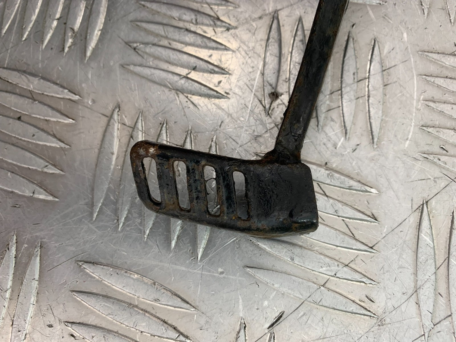 HONDA XL125 VARADERO REAR BRAKE PEDAL  YEAR 2001-2006  (CMB1304)