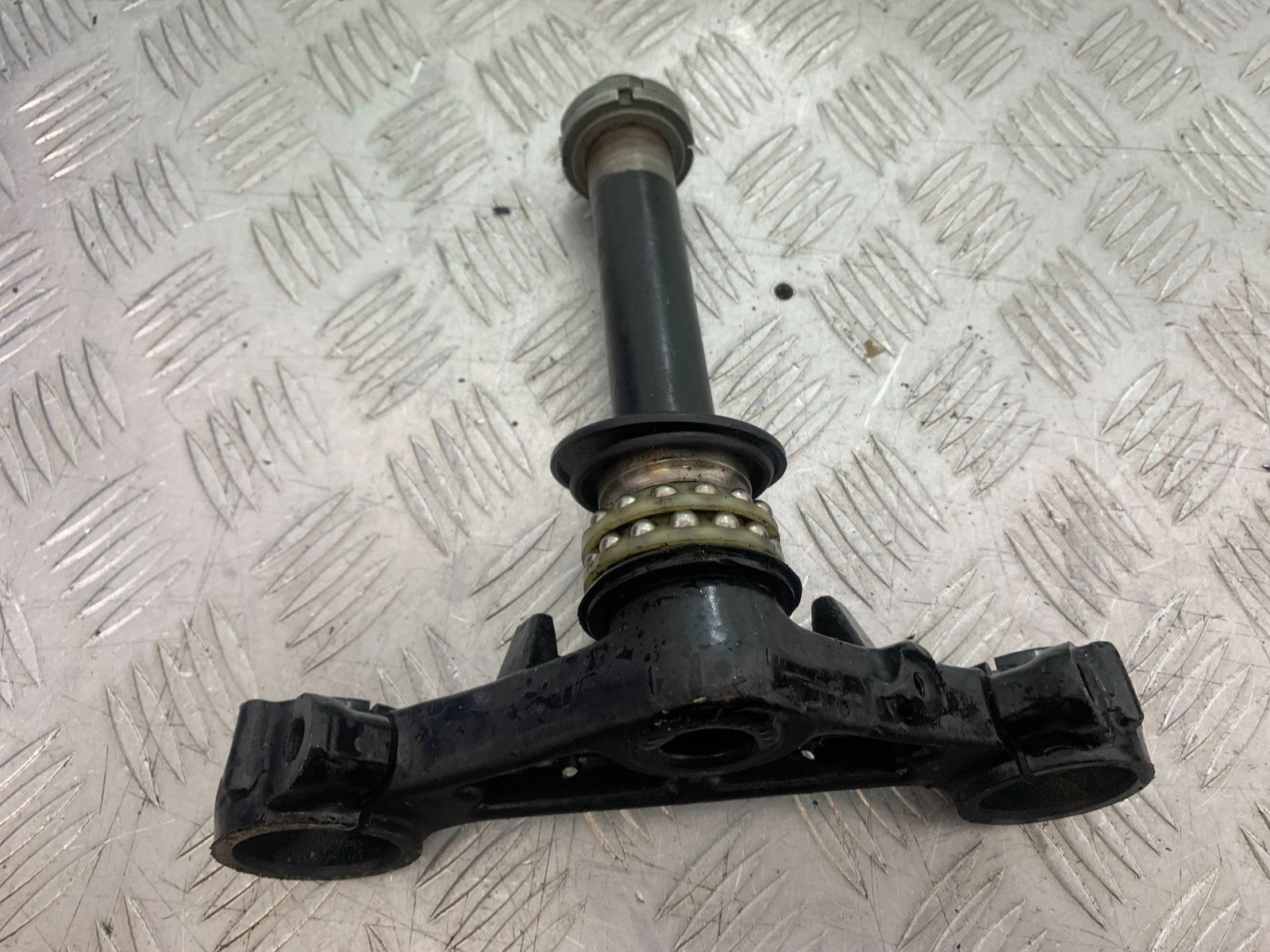 BSA 650 GOLD STAR BOTTOM YOKE   YEAR 2022-2025 (CMB1262)