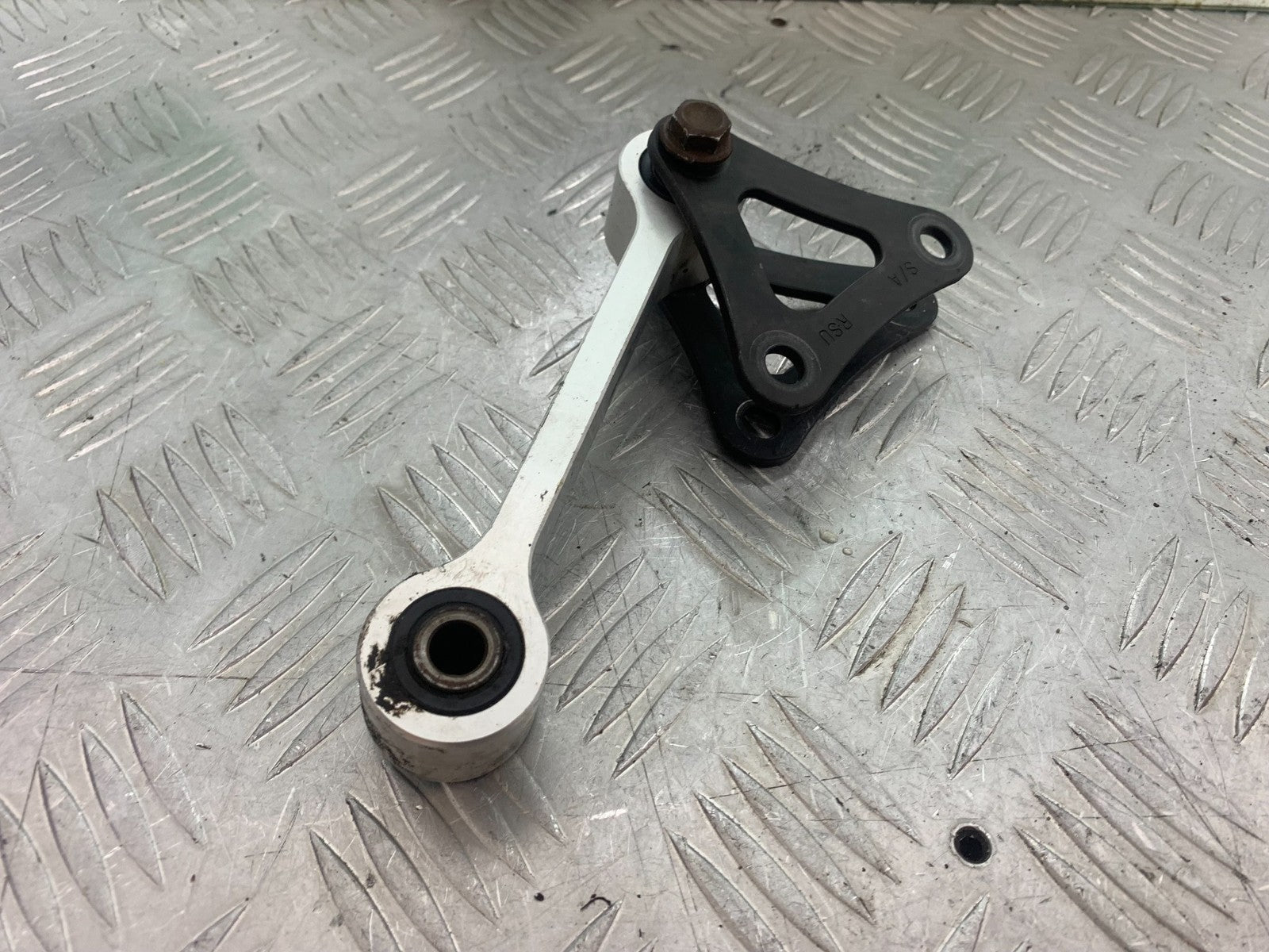 TRIUMPH 675 STREET TRIPLE REAR SHOCK LINKAGE  2013-2016 (CMB1186)