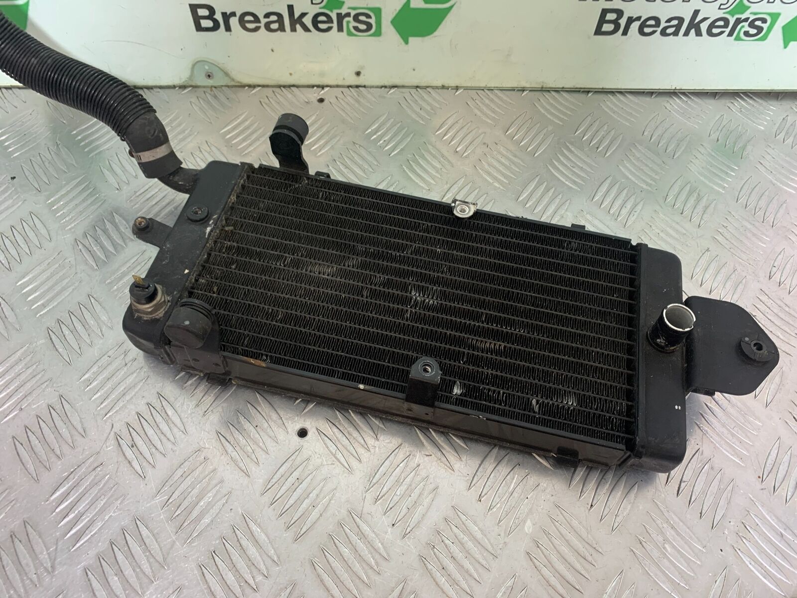 HONDA VT1100 C SHADOW SPIRIT RADIATOR  2002-2003 (CMB1035)