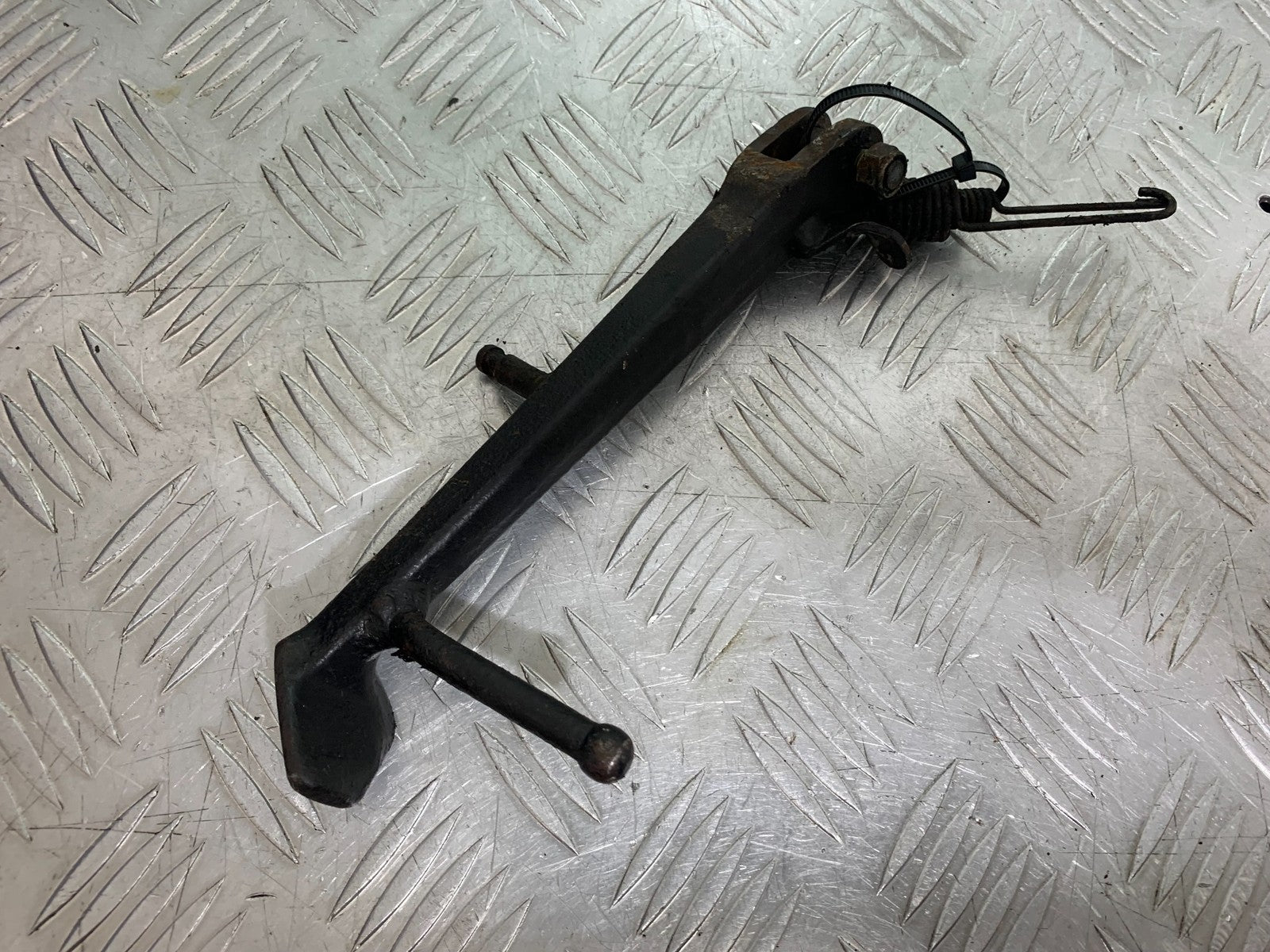 SUZUKI GSF1200 GSF 1200 BANDIT SIDE STAND   YEAR 2001-2004 (CMB1188)