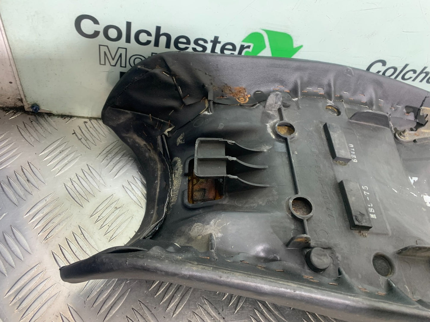 HONDA NTV 600 REVERE SEAT YEAR 1988-1996  (CMB1281)