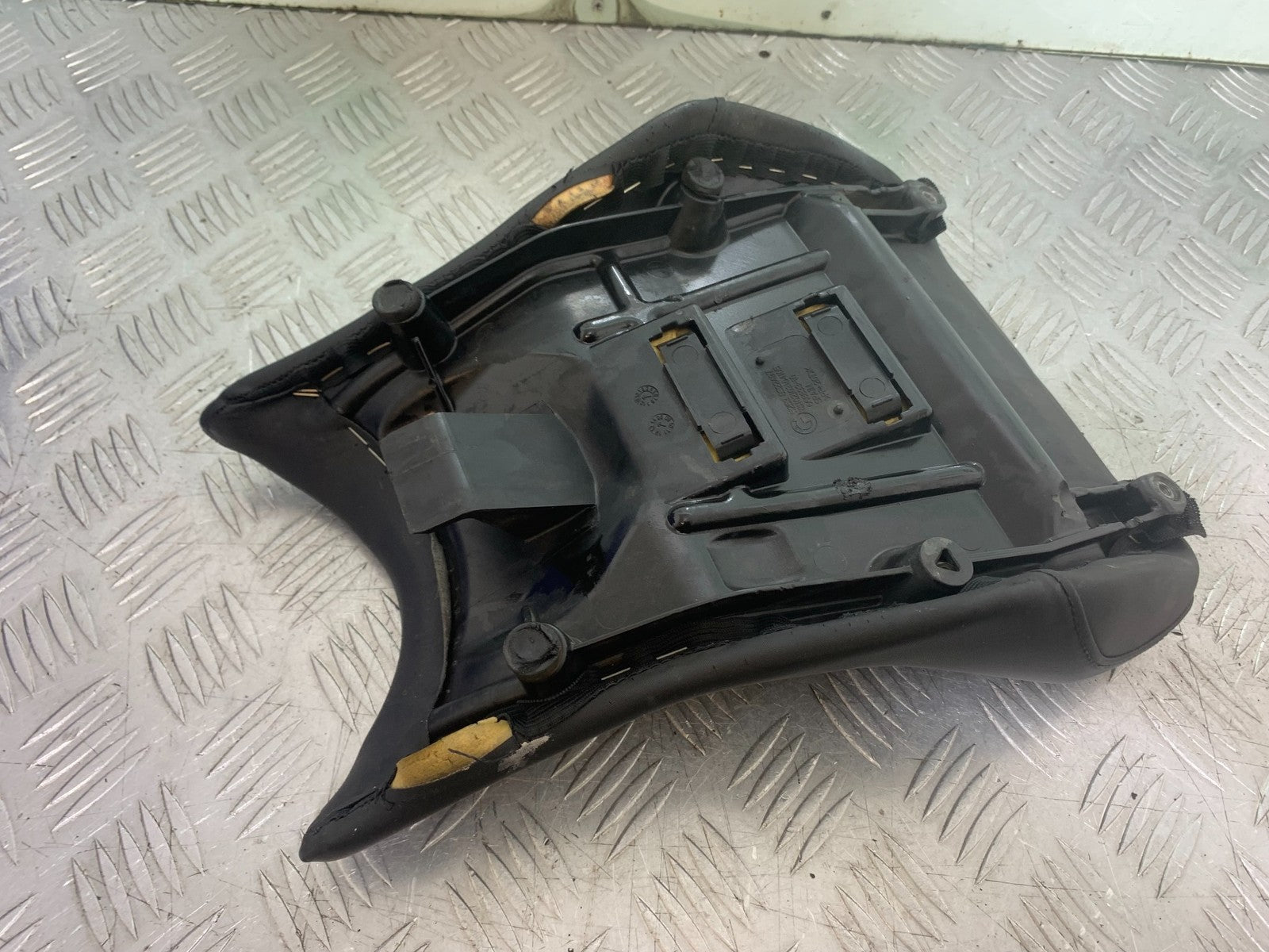 BMW S1000 RR FRONT SEAT  YEAR 2015-2018 (CMB1246)