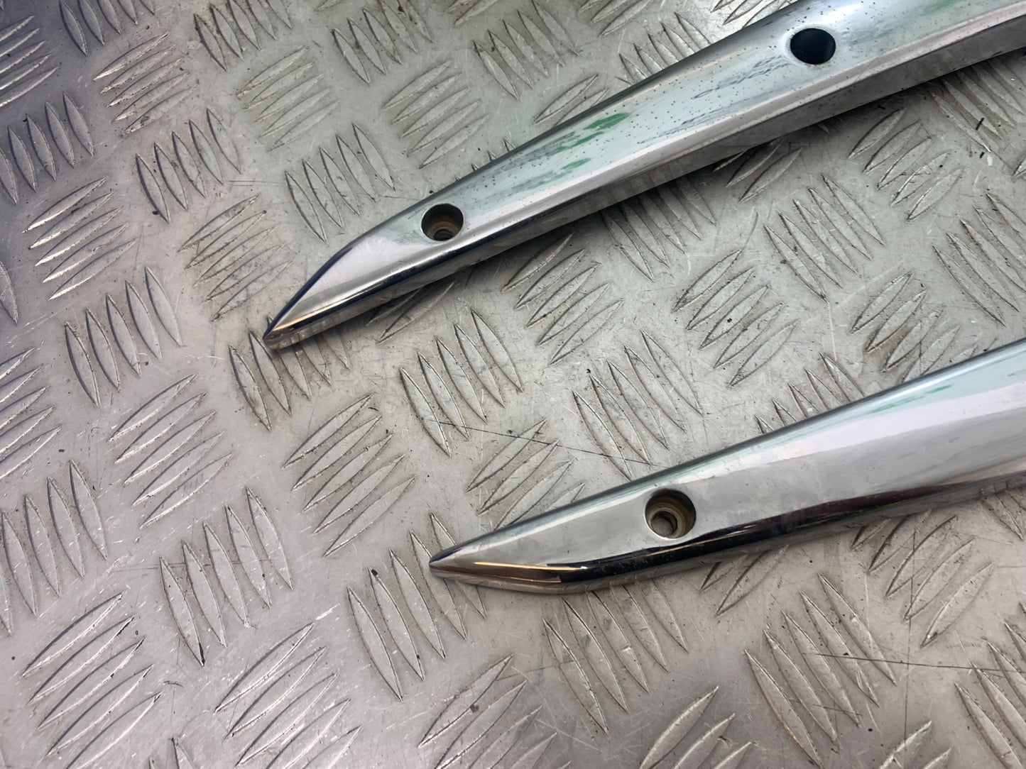HONDA VTX1300 S-6 REAR MUDGUARD CHROME RAILS  YEAR 2004-09 (CMB1159)