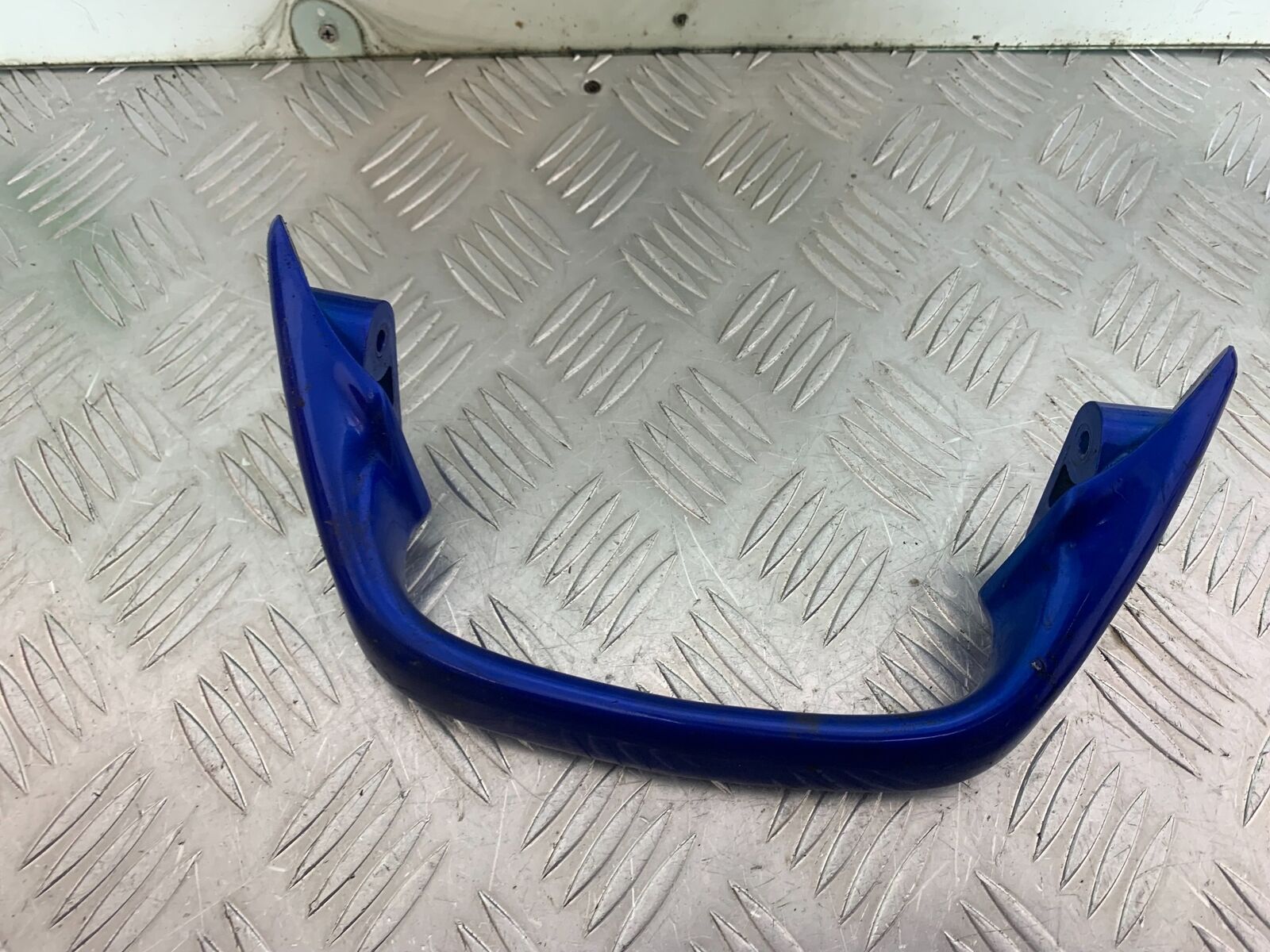 HONDA CBR1100 BLACKBIRD GRAB RAIL  YEAR 1999-2005 (CMB1103)