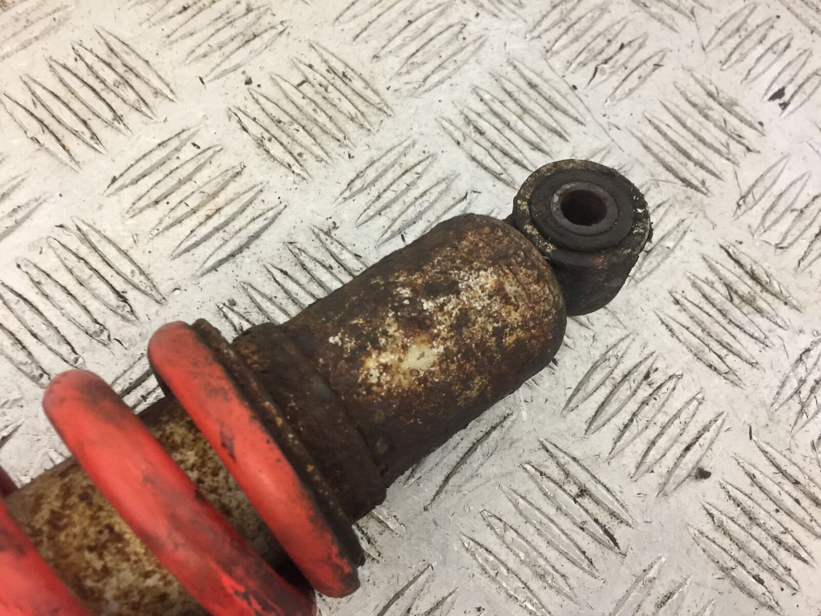 HONDA CBR125 CBR 125 REAR SHOCK  YEAR 2004-06  (STOCK 688)