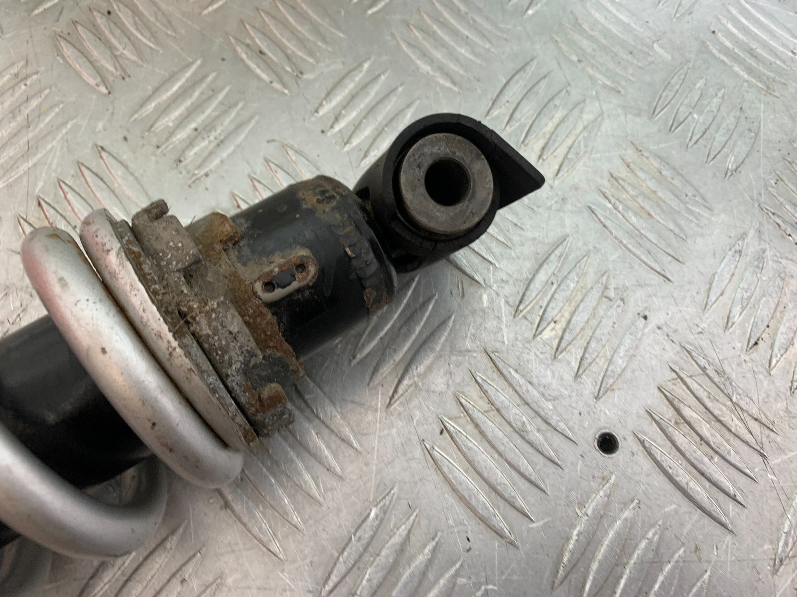YAMAHA XJ600 XJ 600 DIVERSION REAR SHOCK   1998-2000 (CMB1191)