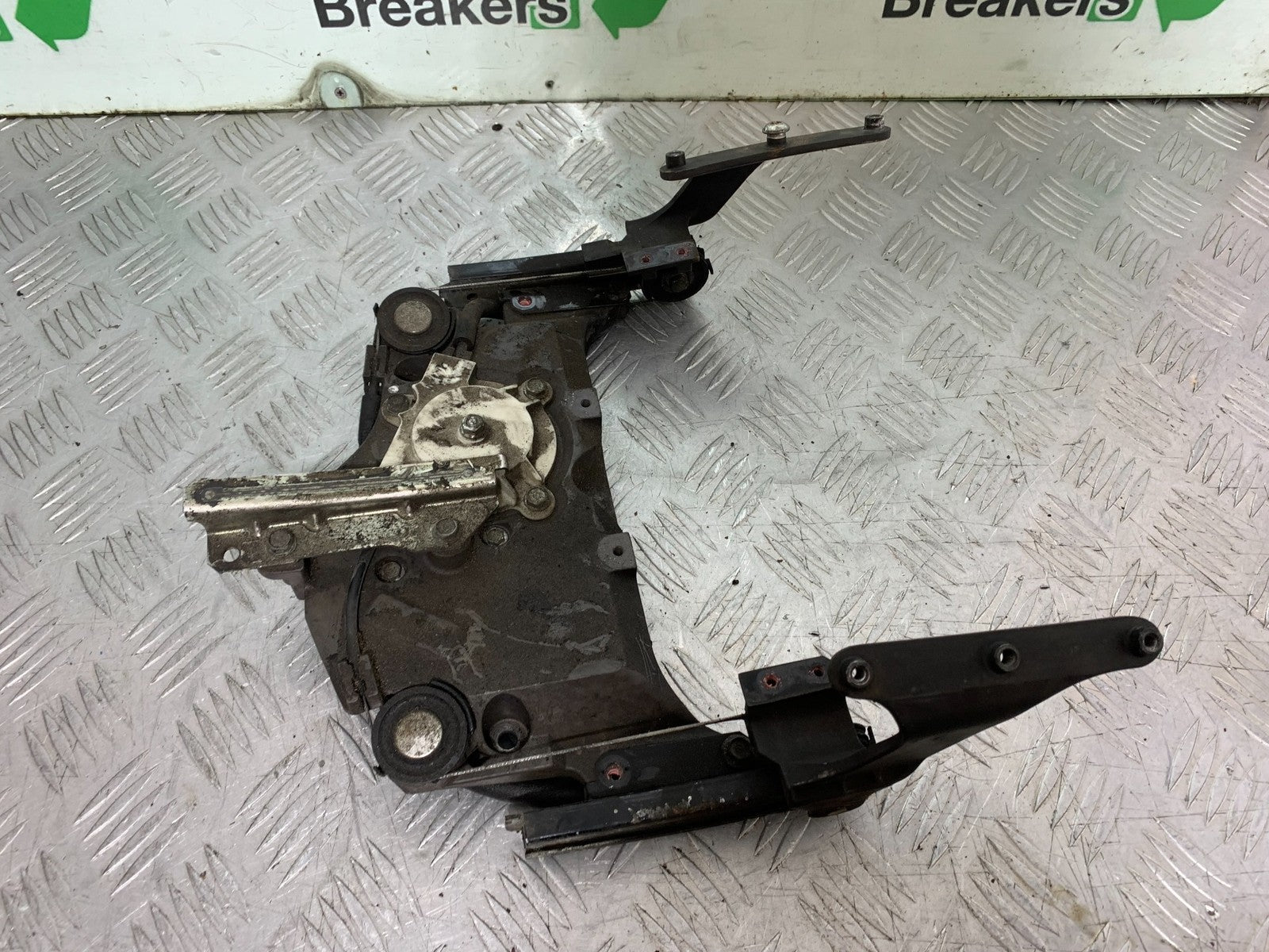 KAWASAKI GTR1400 GTR 1400 SCREEN MOTOR AND BRACKET  YEAR 2007-2009 (CMB1306)