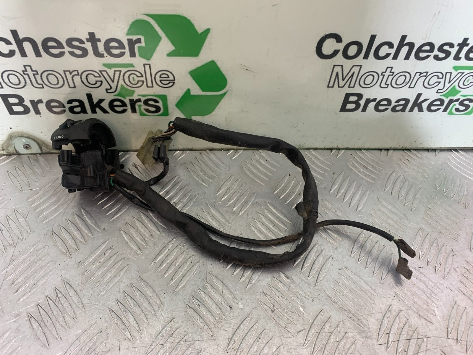 HONDA CBR600 CBR 600 FX FY LEFT SWITCH GEAR  YEAR 1999-2000 (CMB1287)