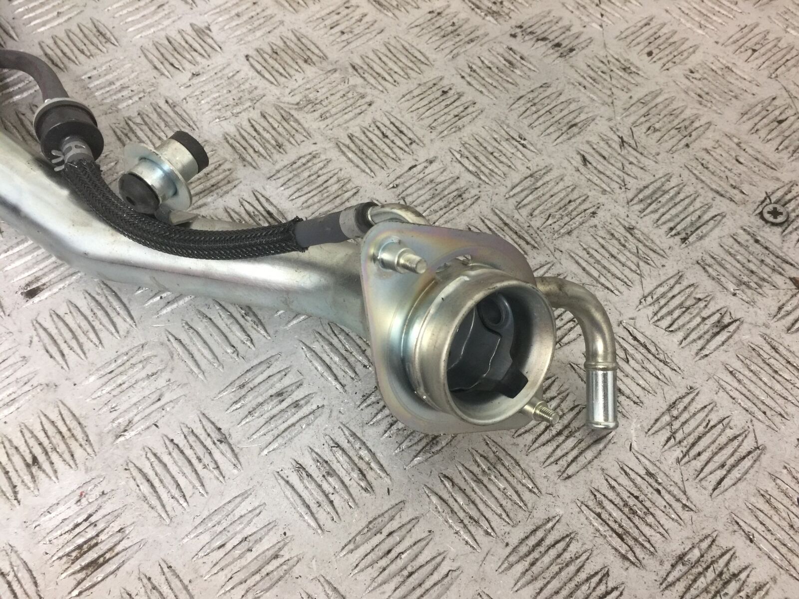 SUZUKI 650 BURGMAN PETROL PIPE YEAR 2014-2018 (STOCK 769)