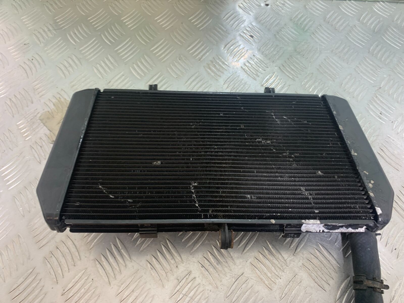 KAWASAKI Z800 Z 800 RADIATOR  YEAR 2013-2017 (CMB1059)