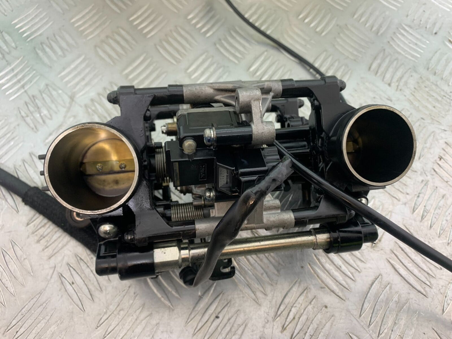 TRIUMPH THUNDERBIRD 1600 THROTTLE BODIES  YEAR 2011 (CMB1107)