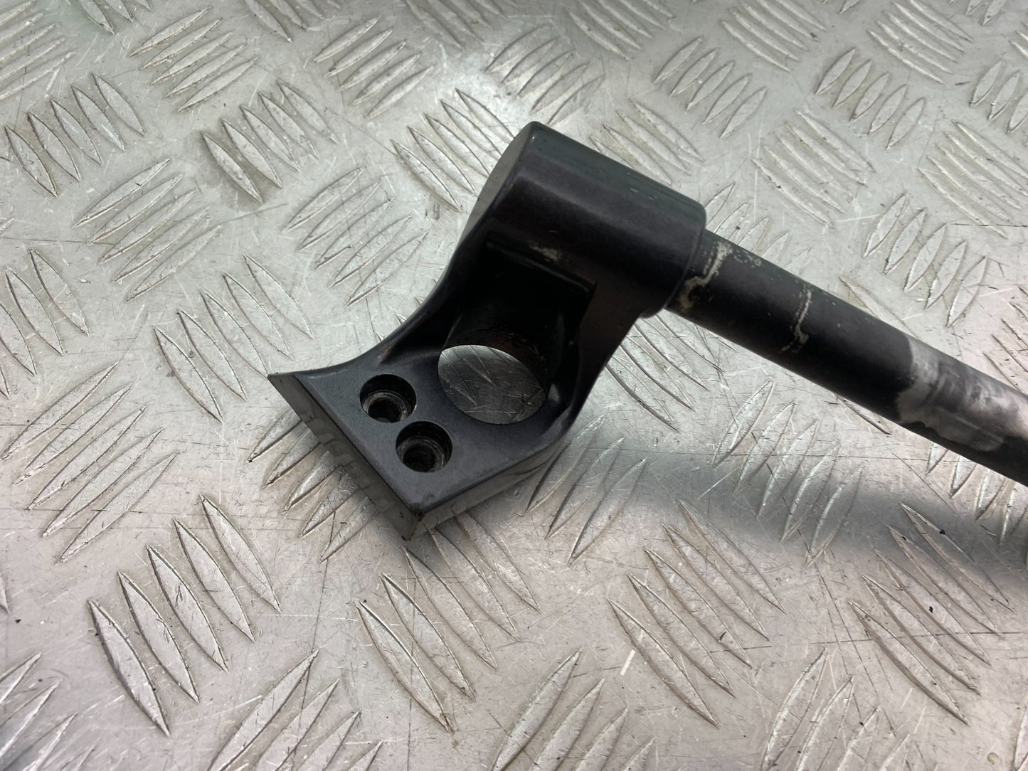 KAWASAKI ZZR1100 D RIGHT HANDLEBAR YEAR 1993-2001 (CMB1189)