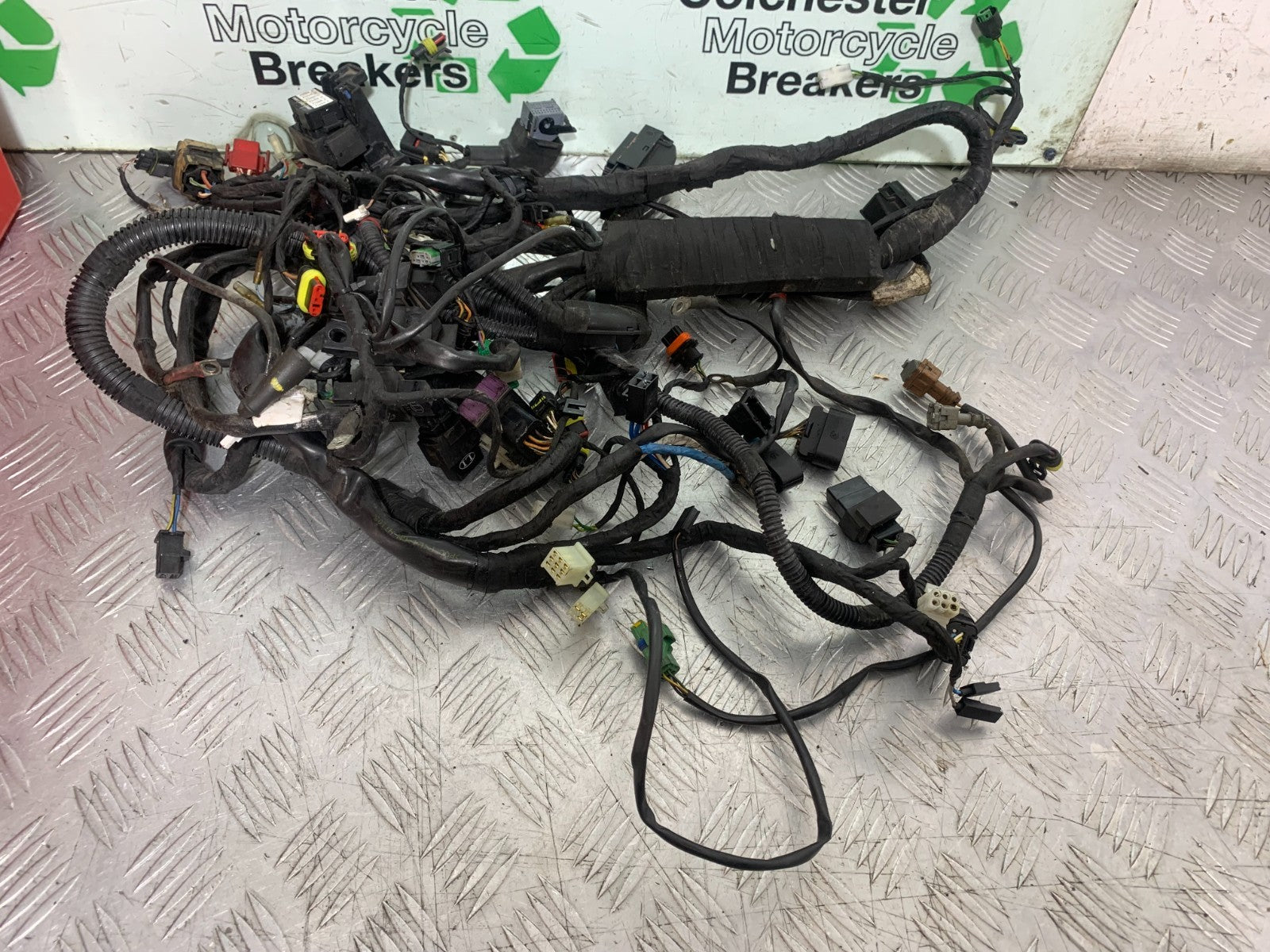 APRILIA TUONO 1000 V4R WIRING LOOM   YEAR 2011-13  (CMB1331)