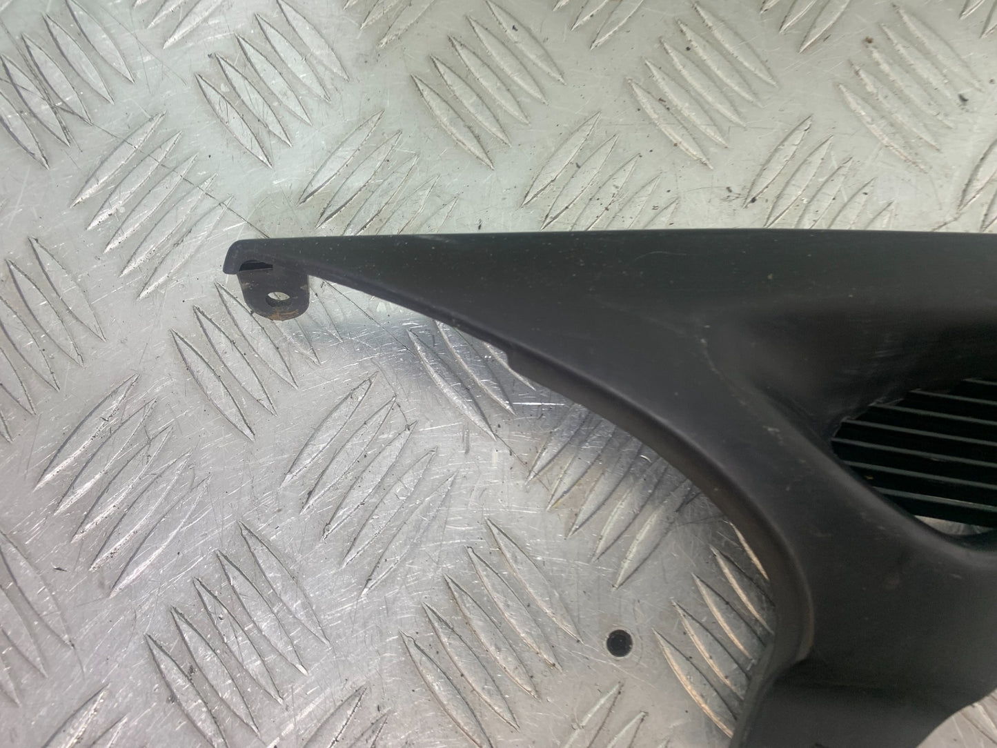 SUZUKI SV650 SV 650 mk1 INFILL PANEL YEAR 1999-2002 (CMB1160)