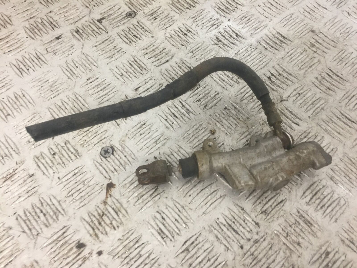 YAMAHA YZF250 YZF 250 REAR BRAKE MASTER CYLINDER   YEAR 2004 (STOCK 792)