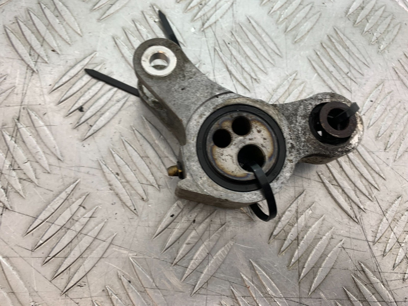QINGQI QM125 GY-2B REAR SHOCK LINKAGE   YEAR 2016 (CMB1228)