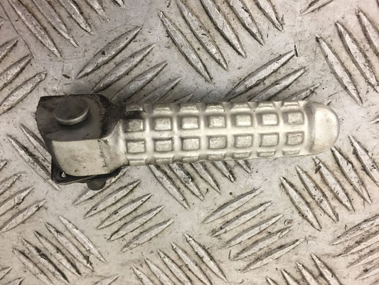 MOTO GUZZI SPORT 4V RIGHT REAR PEG YEAR 2009 (STOCK 469)