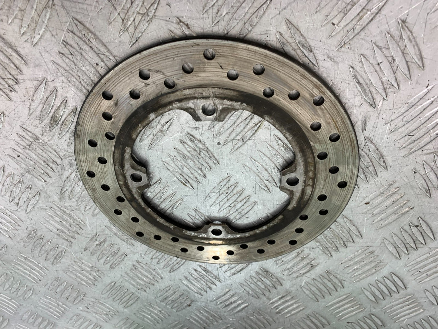 HONDA CBF600 CBF 600 REAR BRAKE DISC YEAR 2004-07  (CMB1305)