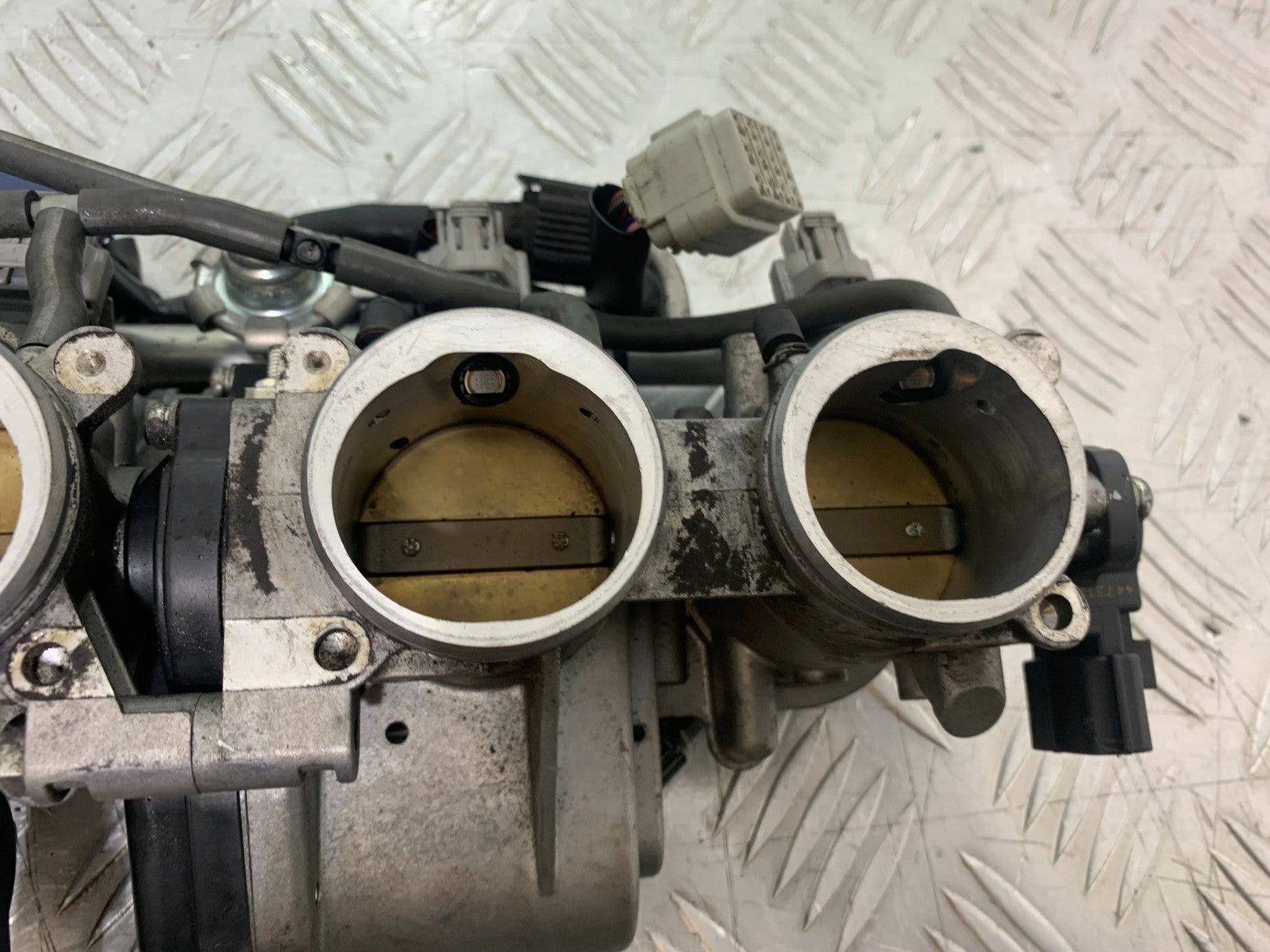 YAMAHA YZF R1 4C8 THROTTLE BODIES  YEAR 2007-2008 (CMB1237)