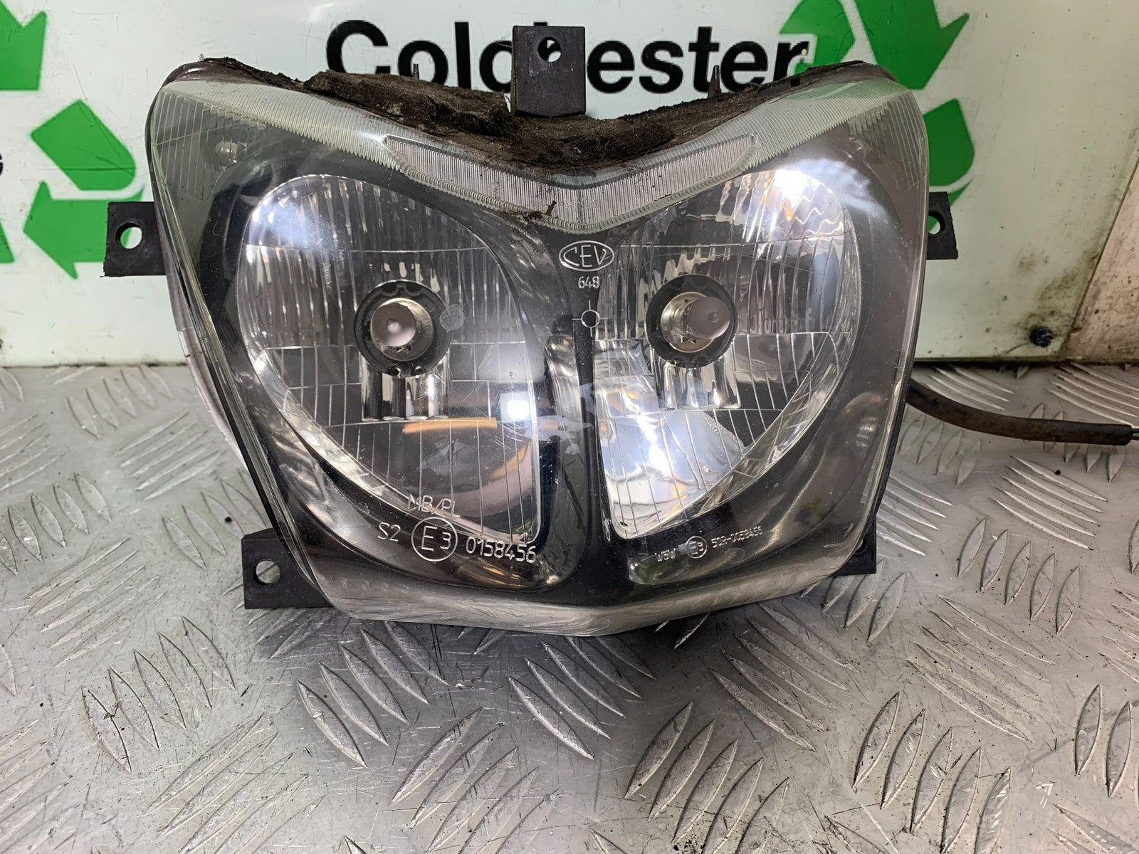 HONDA XL125 VARADERO HEADLIGHT YEAR 2001-2006  (CMB1304)