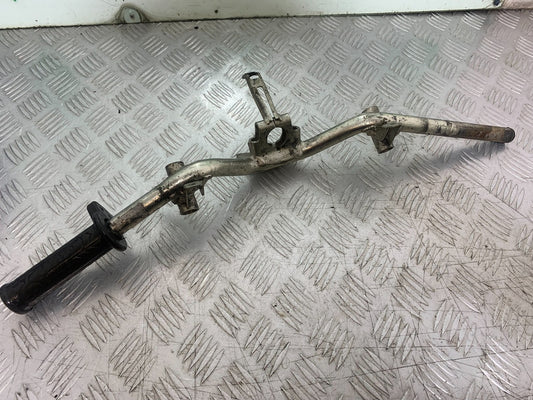 PIAGGIO VESPA GTS 125 HANDLEBARS   YEAR 2009-2014  (CMB1261)