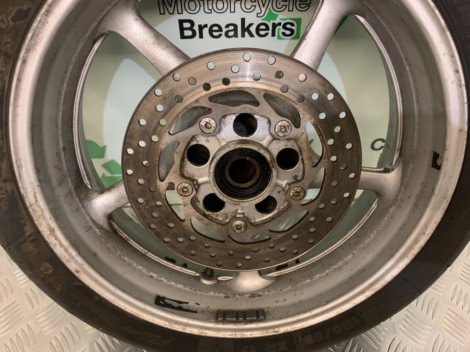 YAMAHA FZ6 FAZER REAR WHEEL YEAR 2004-2007  (STOCK 955)