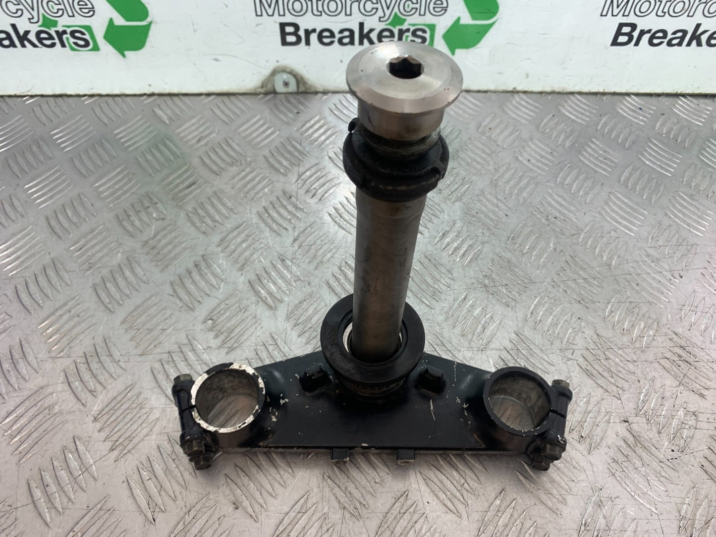 KAWASAKI ZZR1100 D BOTTOM YOKE   YEAR 1993-2001 (CMB1289)