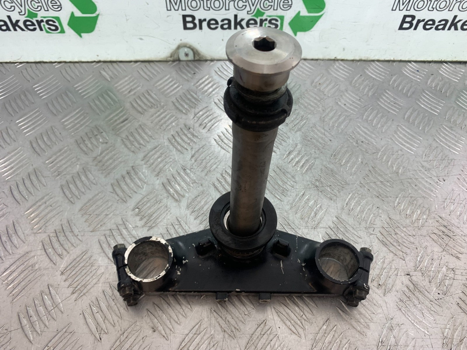 KAWASAKI ZZR1100 D BOTTOM YOKE   YEAR 1993-2001 (CMB1289)