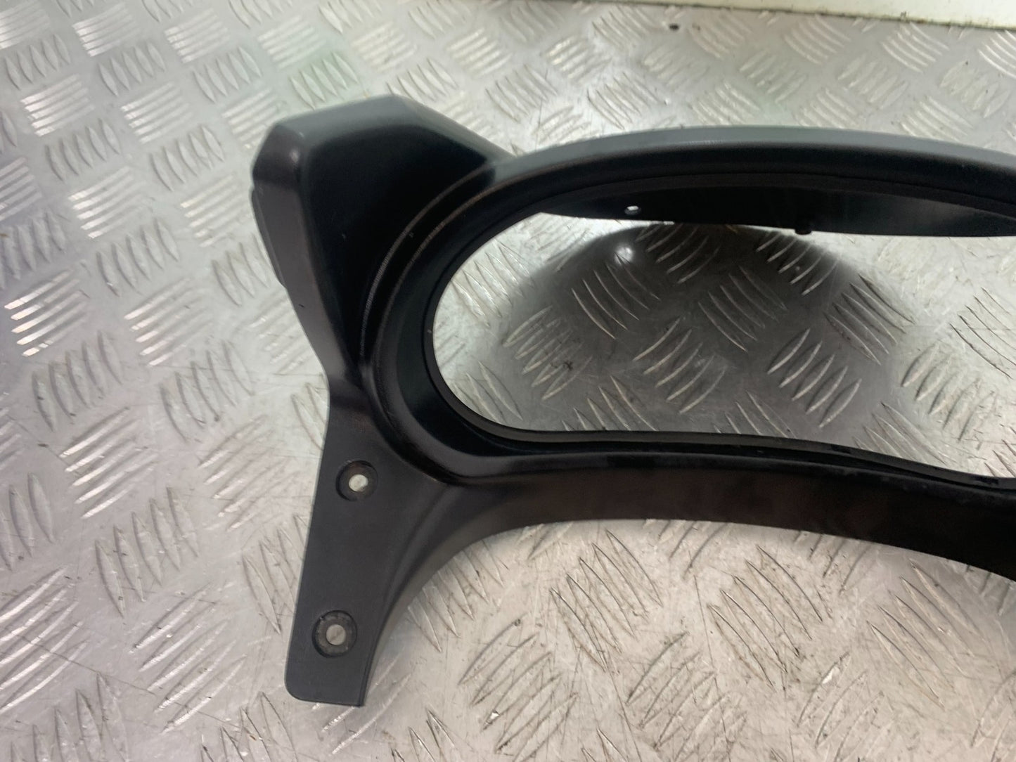 YAMAHA XJ900 XJ 900 DIVERSION CLOCKS SURROUND  YEAR 1994-2002 (CMB1292)