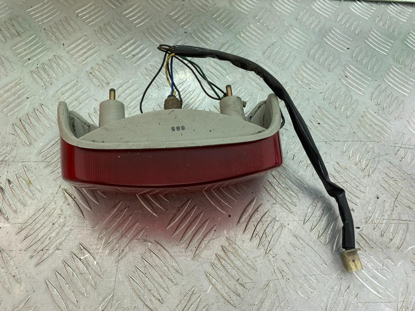 YAMAHA XJ600 XJ 600 DIVERSION REAR LIGHT  1998-2000 (CMB1191)
