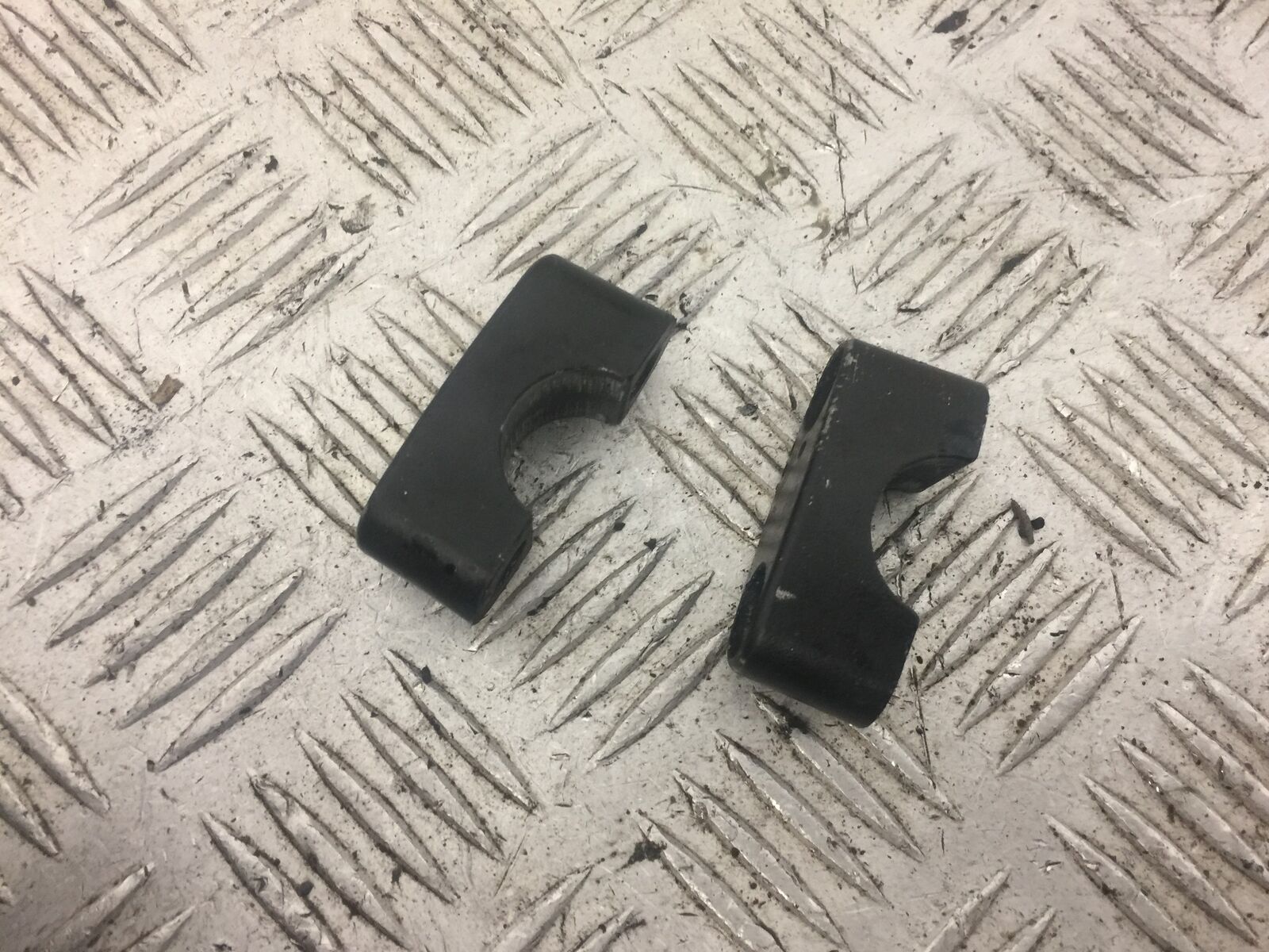 SUZUKI DL 650 V-STROM BAR CLAMPS   YEAR 2017 (STOCK 638)