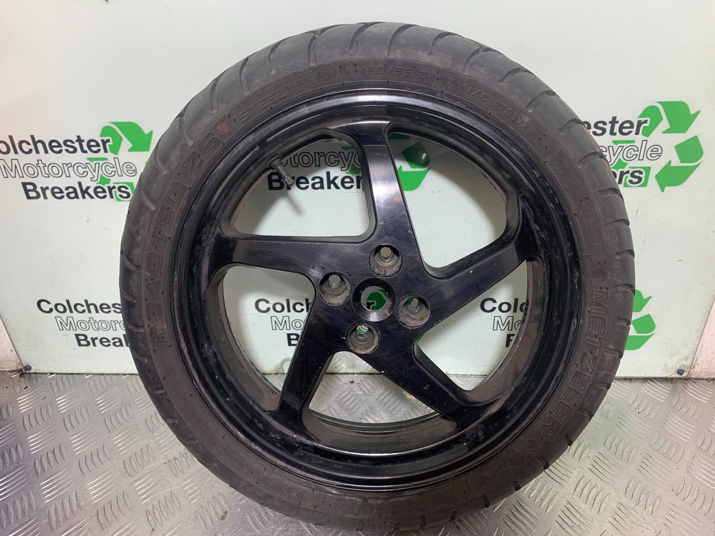 HONDA VFR800 PRE V-TEC REAR WHEEL  YEAR 1998-2001 (CMB1233)