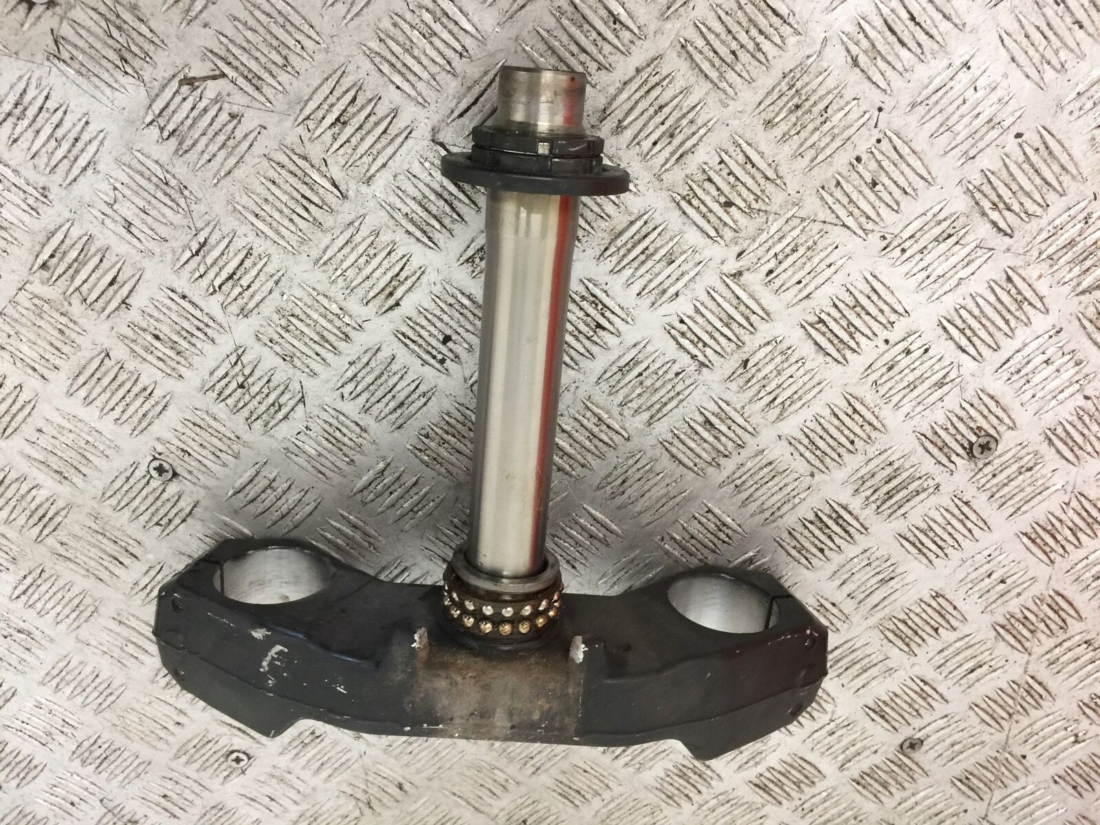 KAWASAKI Z1000 BOTTOM YOKE YEAR 2007-2009 (STOCK 763)