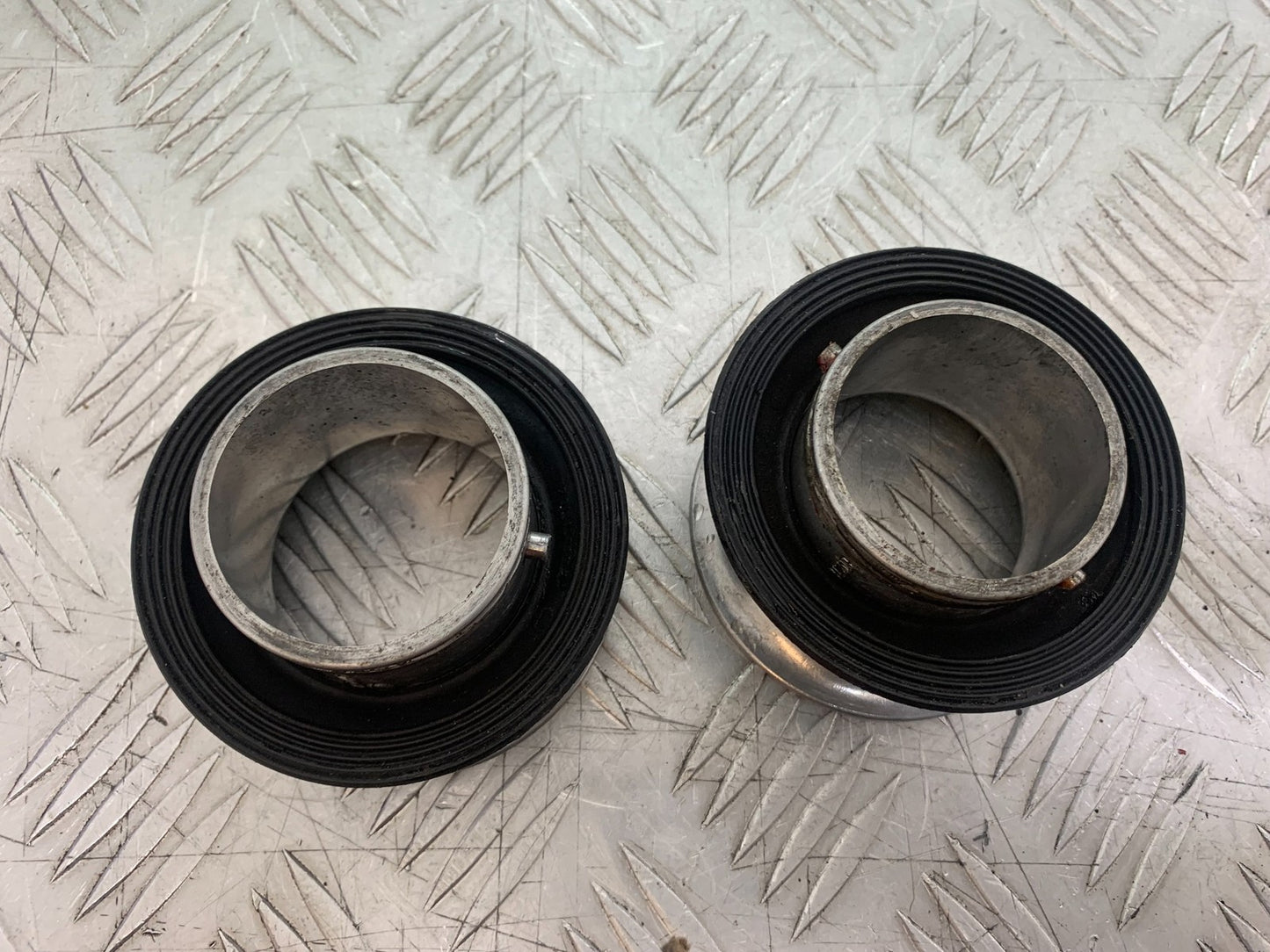 DUCATI 996 SPS 748 916 998 VELOCITY STACKS  1999-2000 (CMB1209)