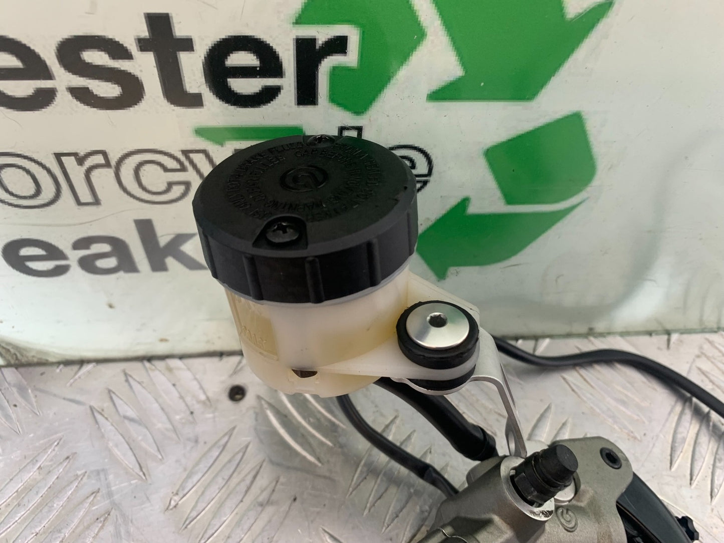 DUCATI 1198 S FRONT BRAKE MASTER CYLINDER  YEAR 2009-2011 (CMB1219)