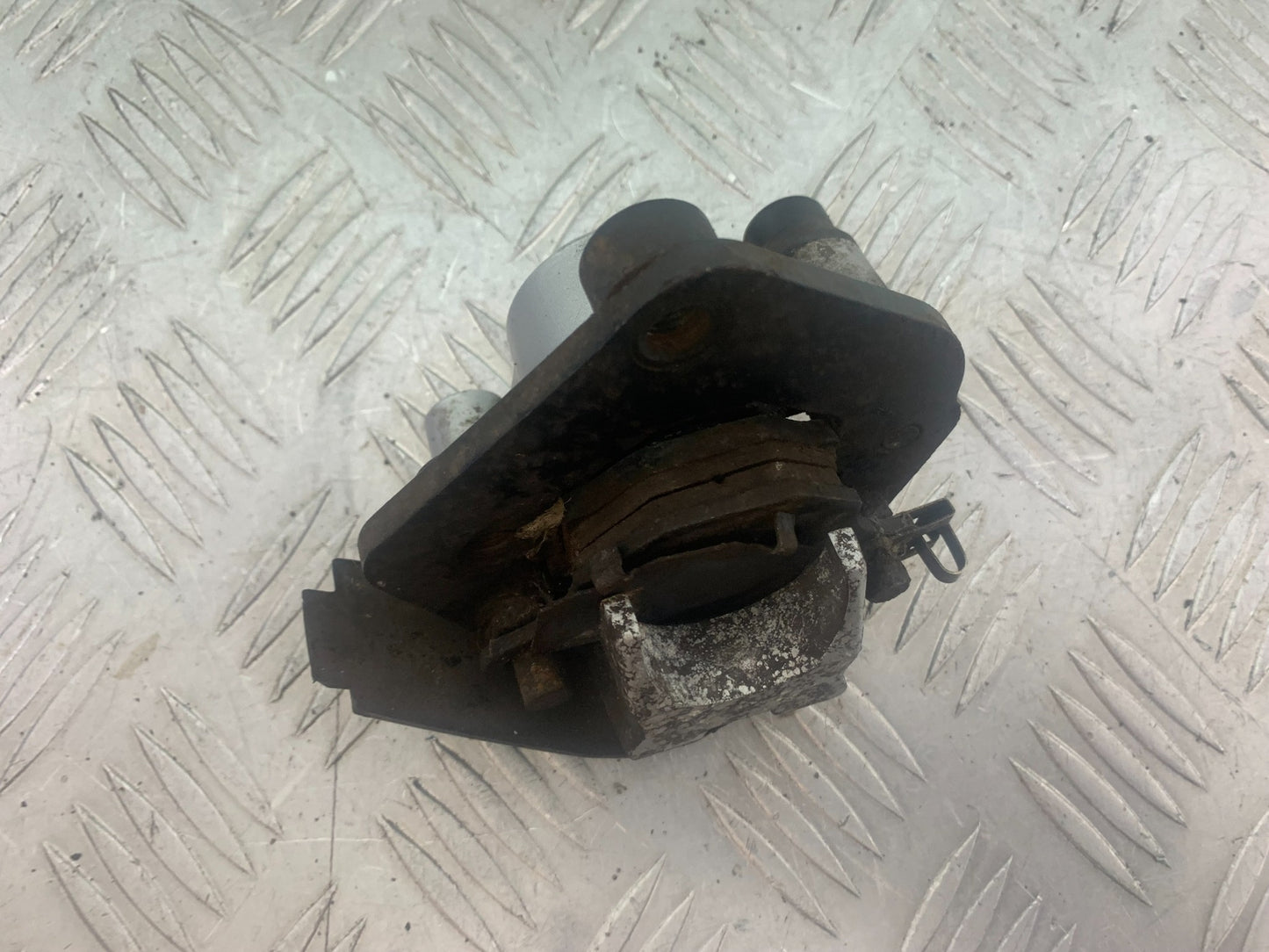 PIONEER XF250 FRONT BRAKE CALIPER  YEAR 2009 (CMB1143)