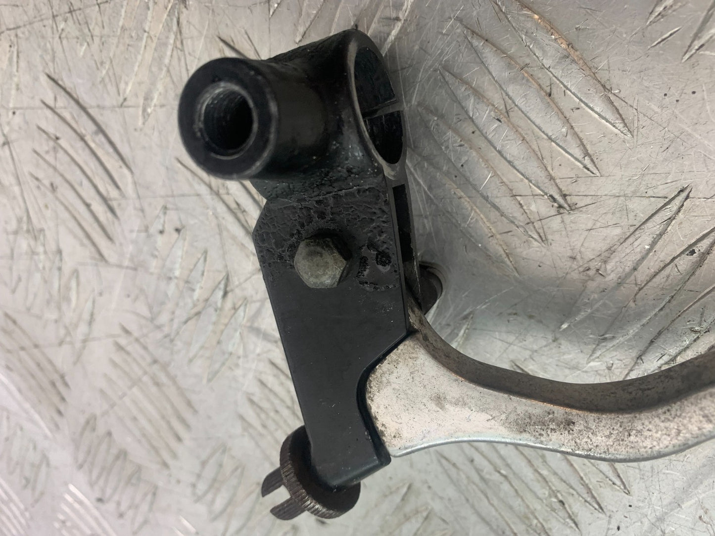 SUZUKI GSX750 INAZUMA CLUTCH LEVER AND BRACKET    YEAR 1998-2003 (CMB1308)