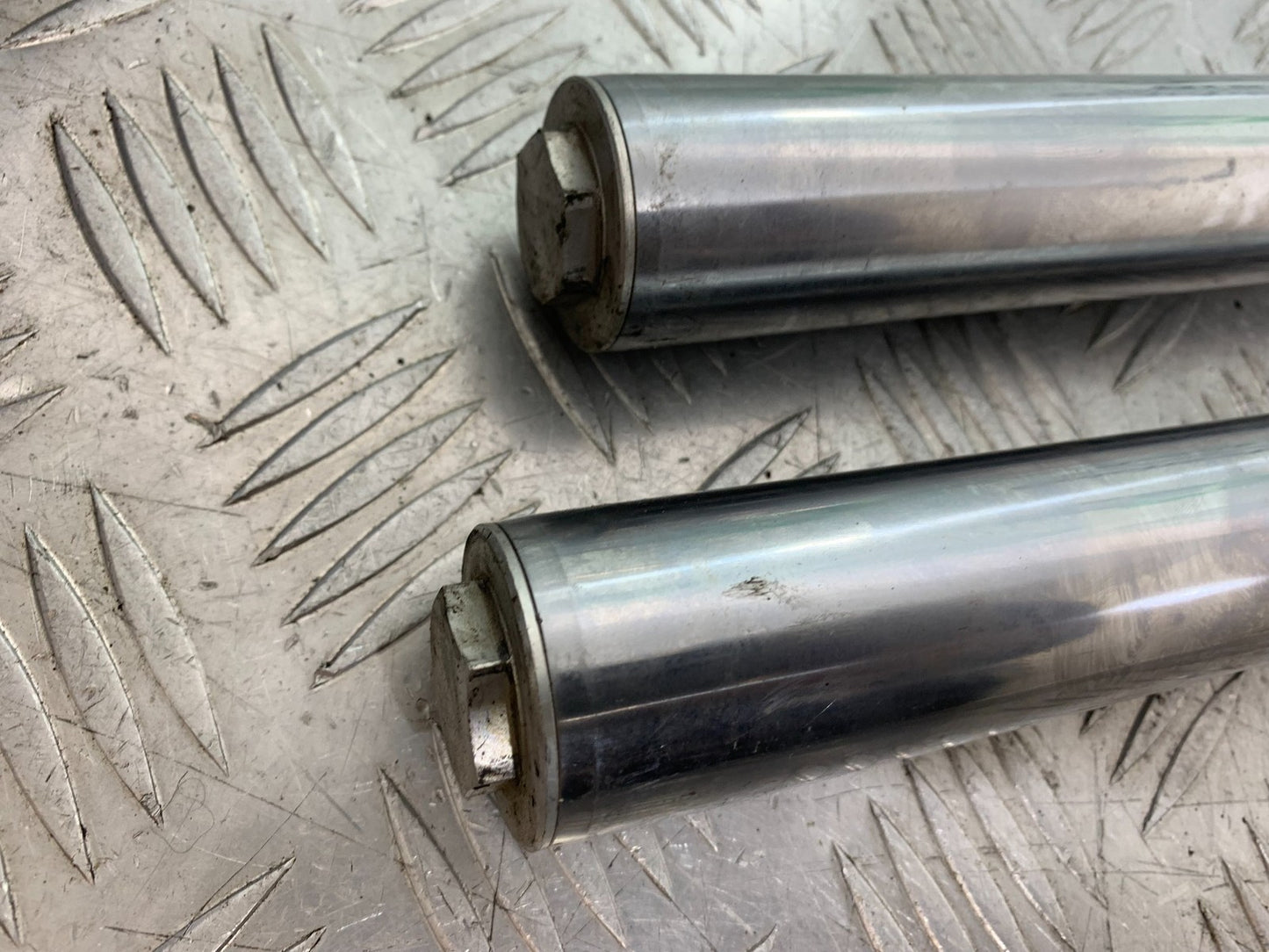 HONDA CBF600 CBF 600 FORKS  YEAR 2004-07  (CMB1305)